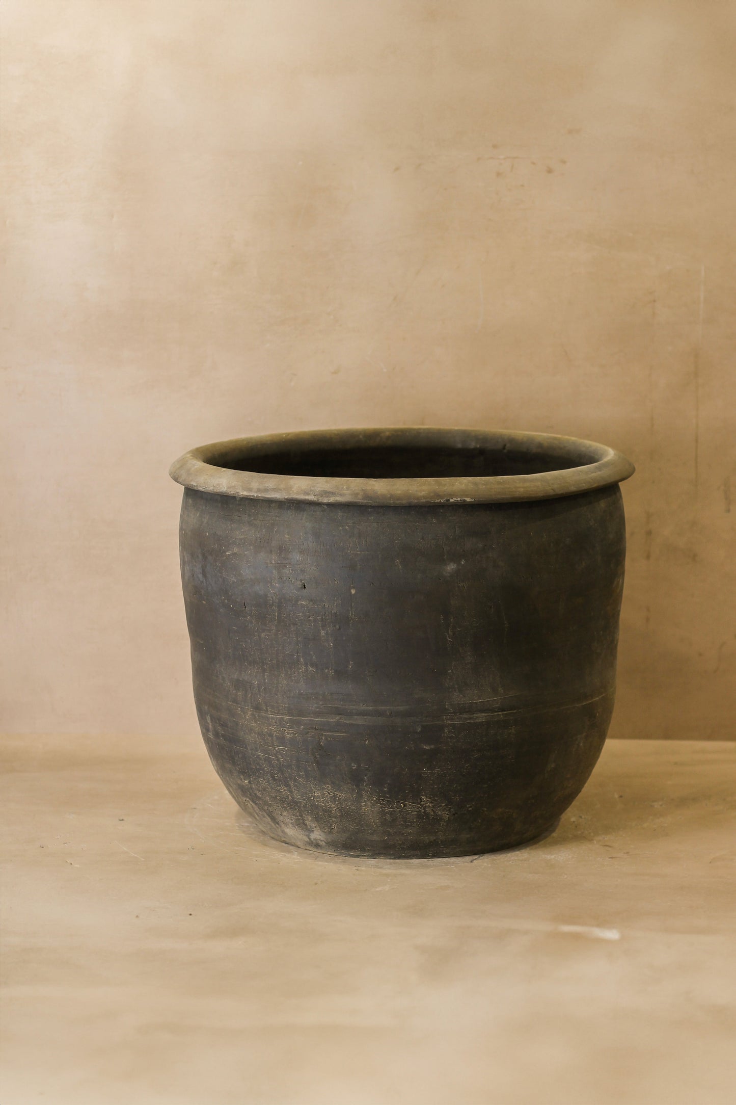 Big Old Grey Asian Pots - L013