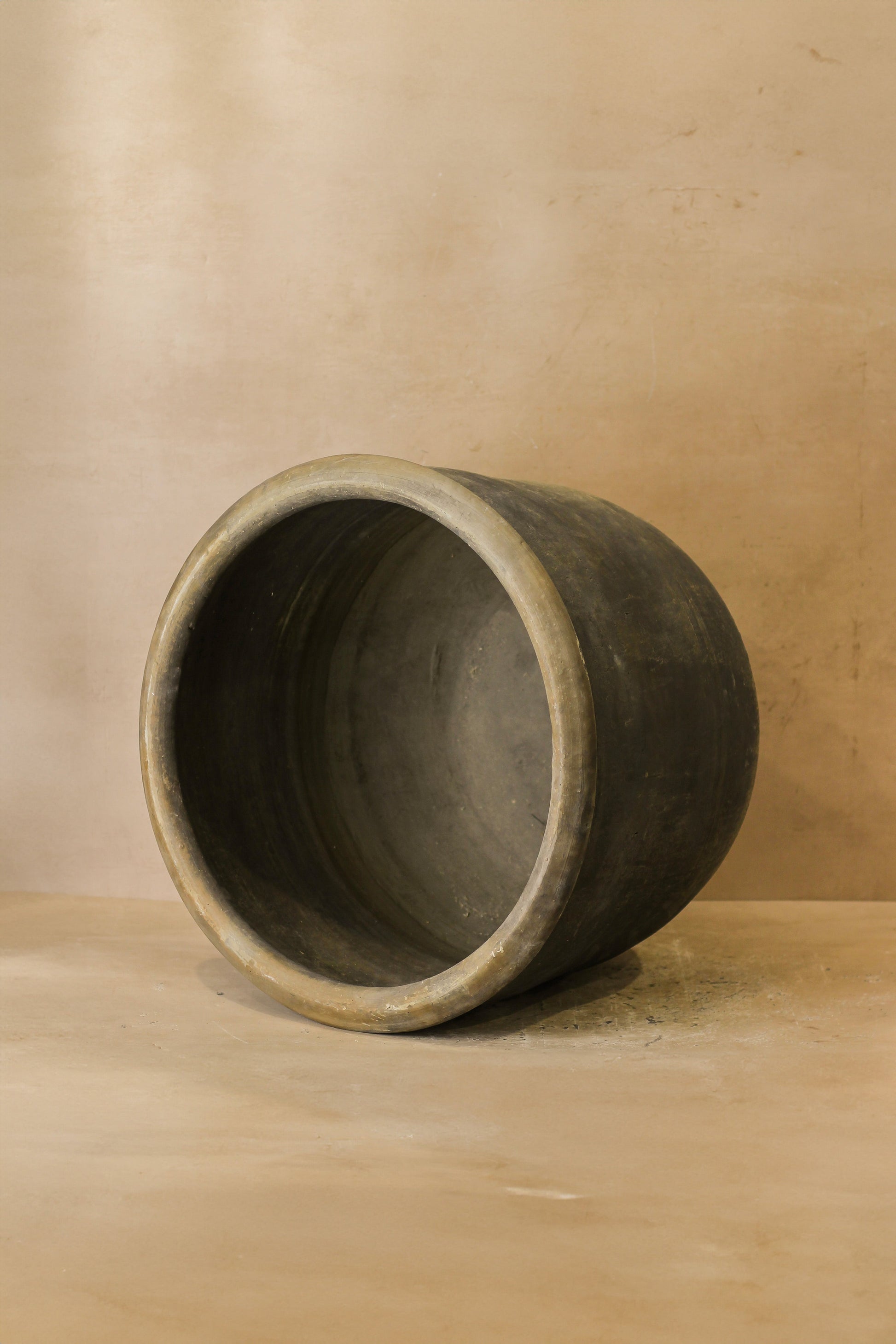 Big Old Grey Asian Pots - L013