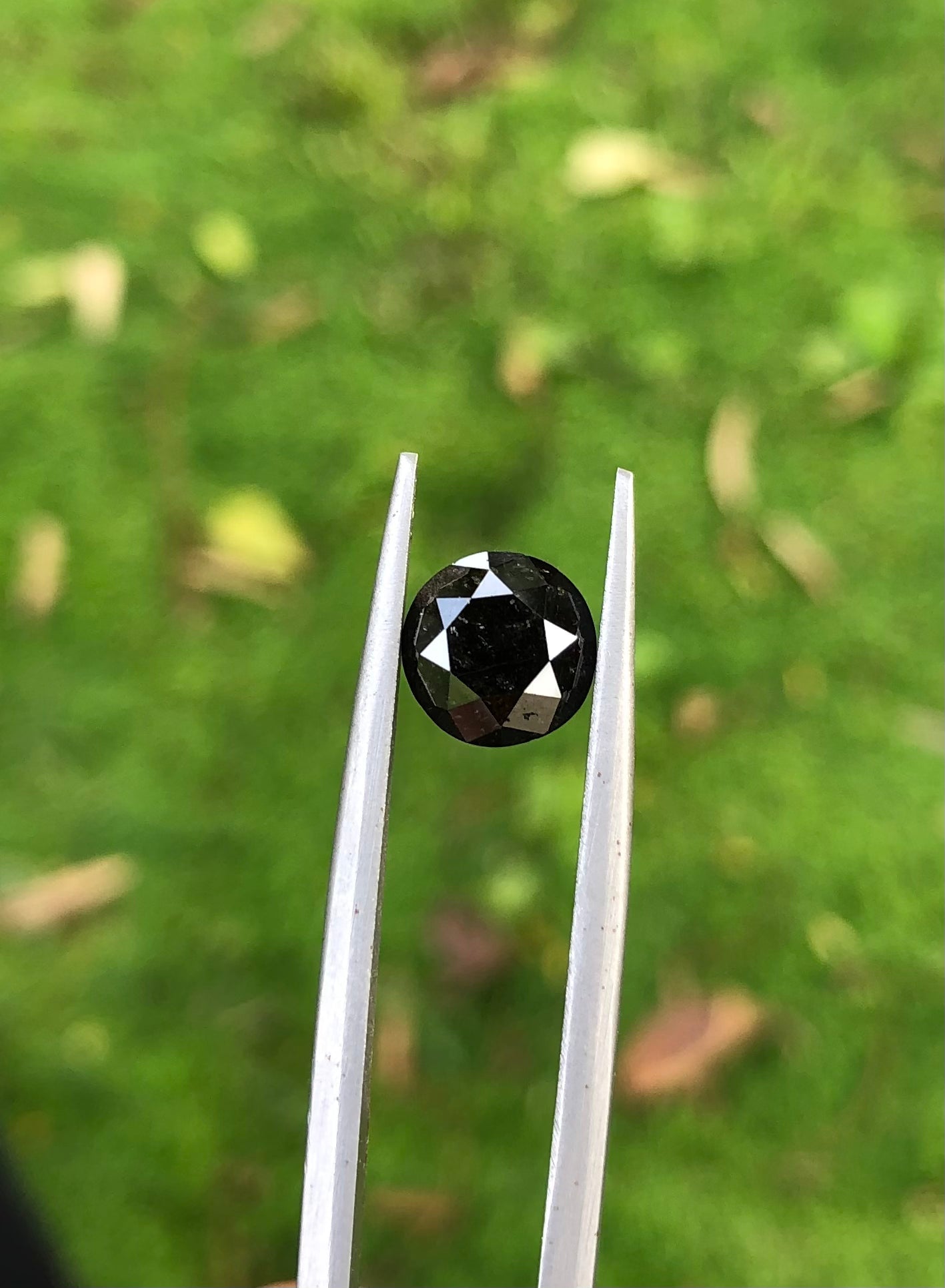 2.05 Natural Black Diamond - Almas Al-Aswad - Kaala Heera , черный алмаз