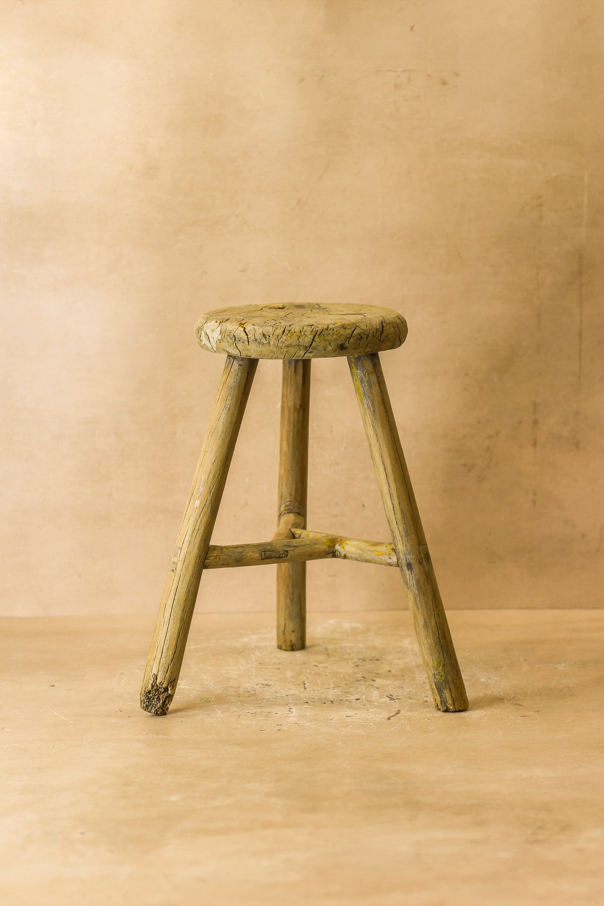 Vintage Rustic Elm Wood Stool - Round - No 45
