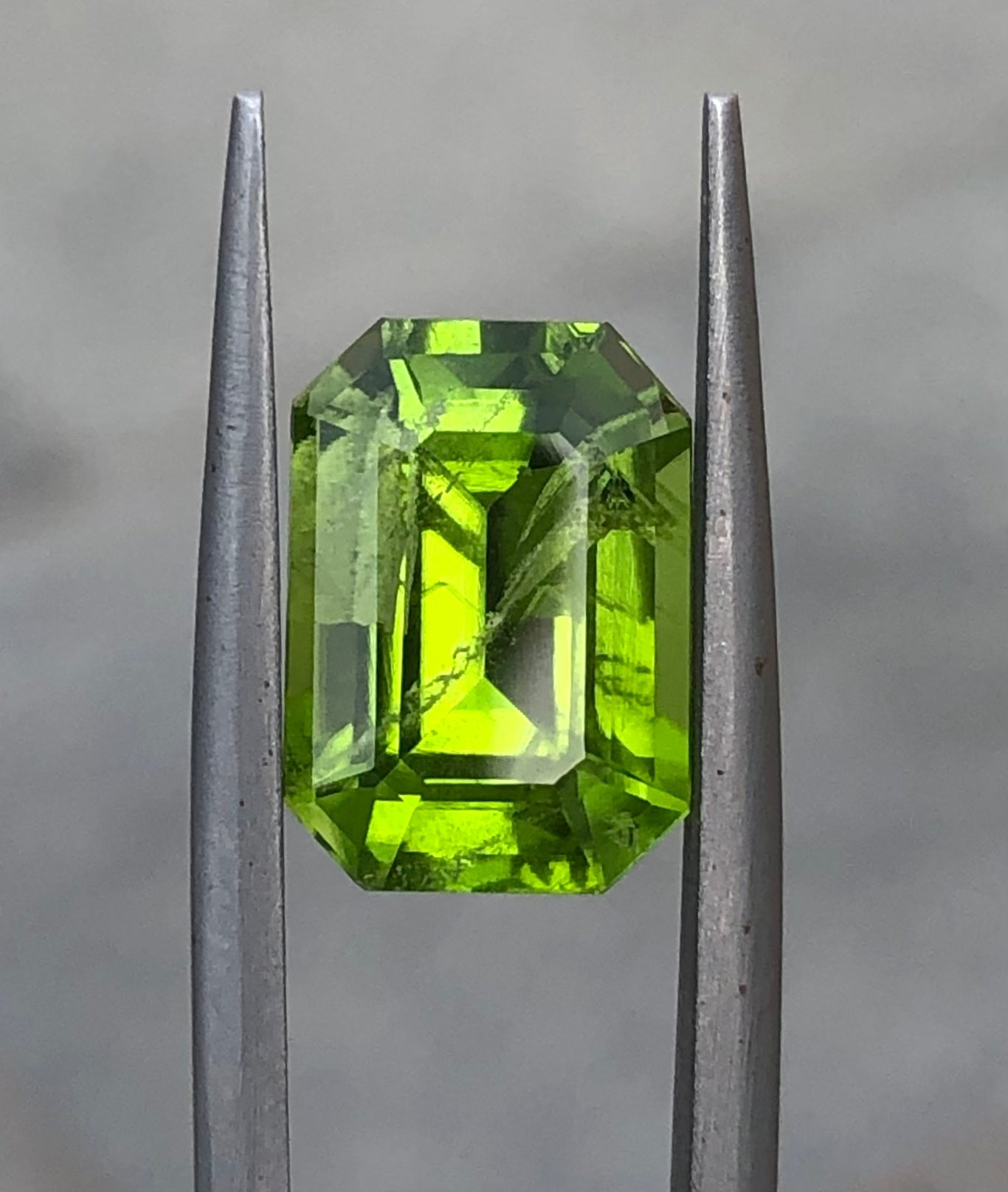 6.5ct Natural Peridot Gemstone- Olivine - Chrysolite Gem - August Birthstone -13x9x6.2mm