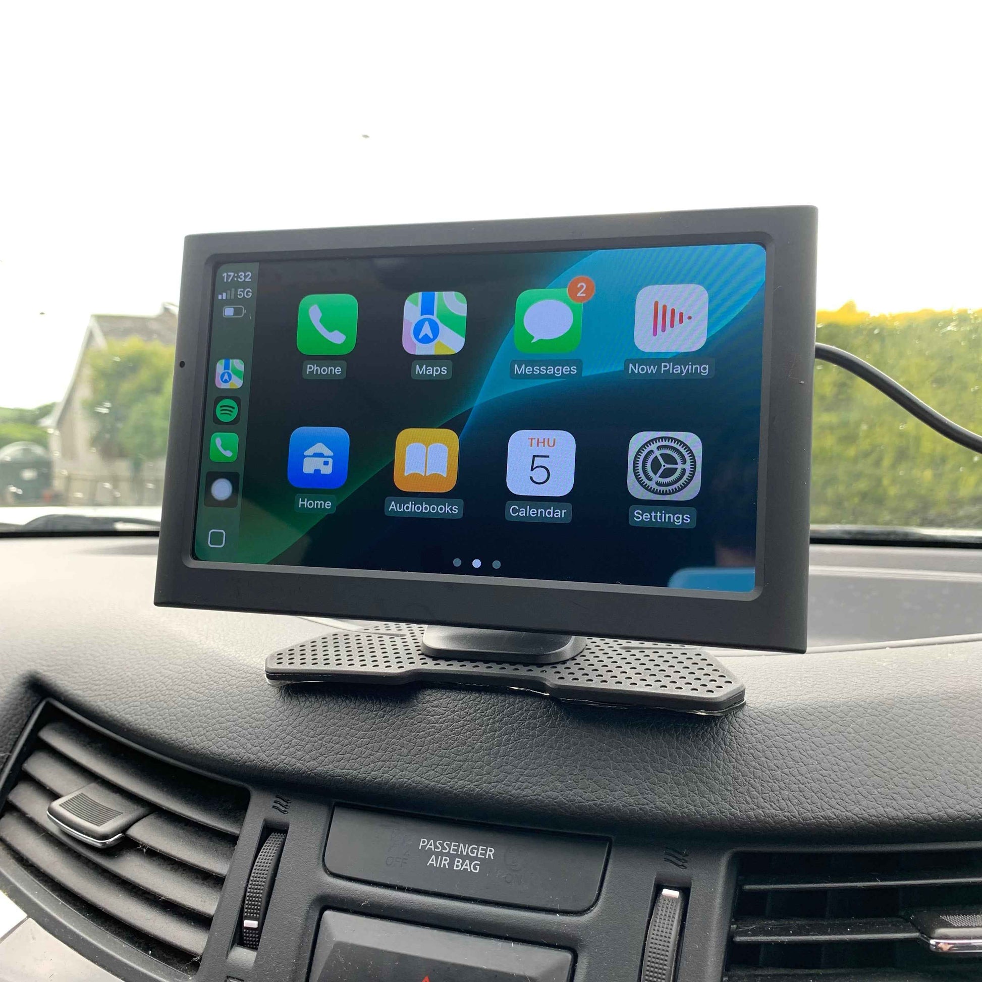 SmartDash™ CarPlay Tablet (7 Inch)