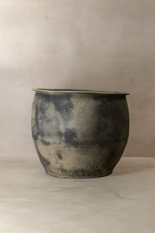 Big Old Grey Asian Pots - L016
