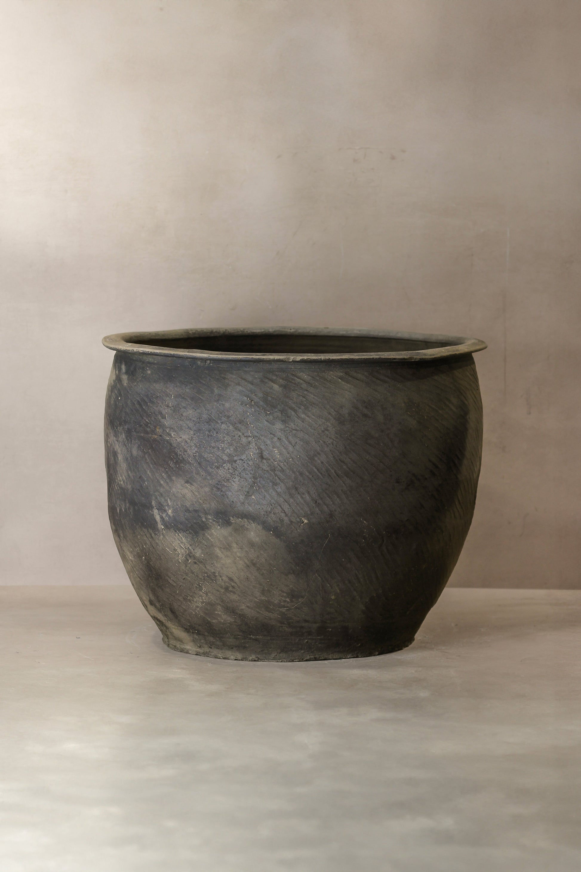 Big Old Grey Asian Pots - L016