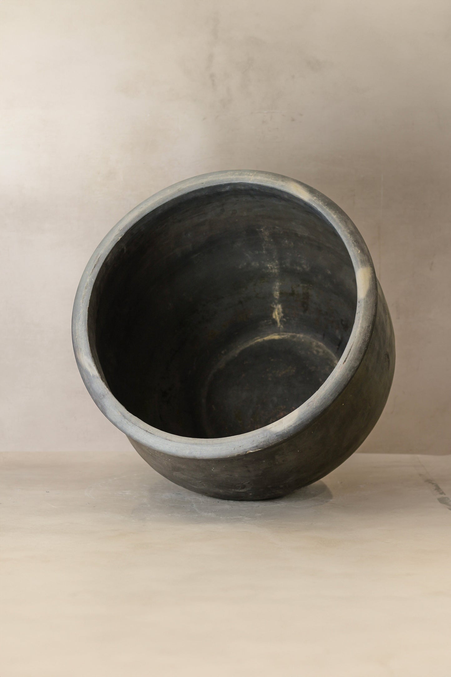 Big Old Grey Asian Pots - L017