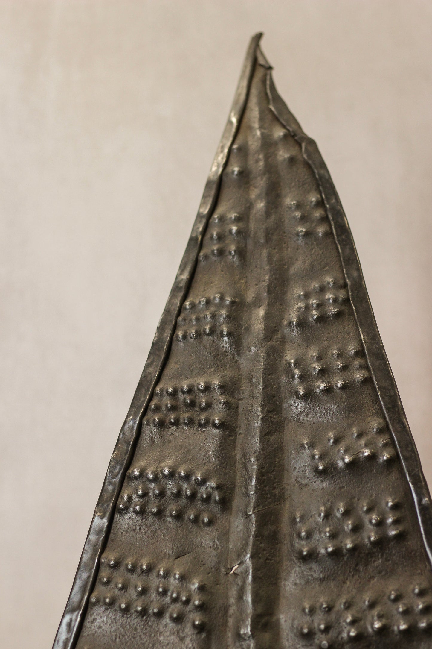 Vintage Sudanese Dinka Shield - 44.2