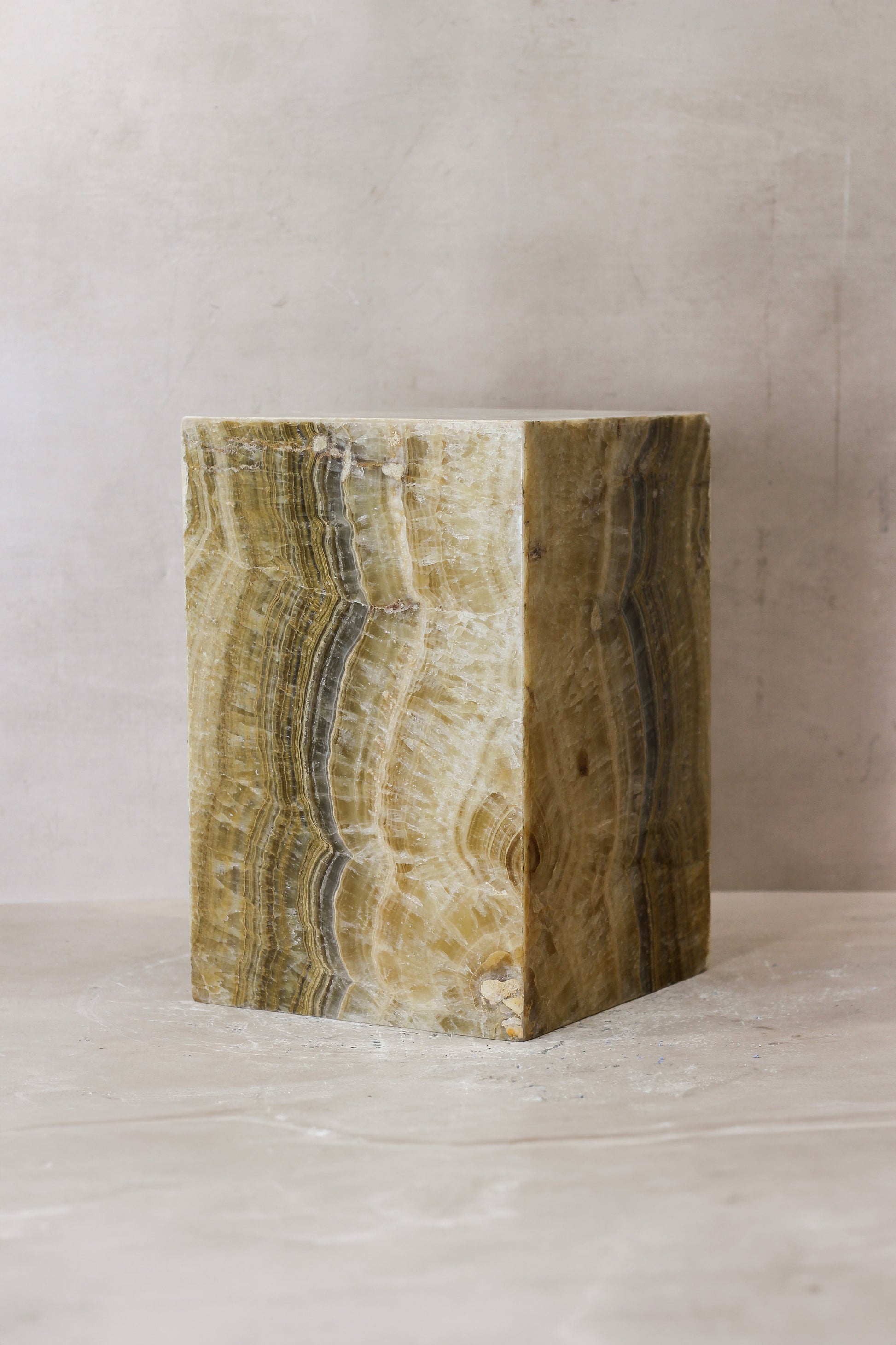 Onyx Side Table Pedestal - Hollow - No 13