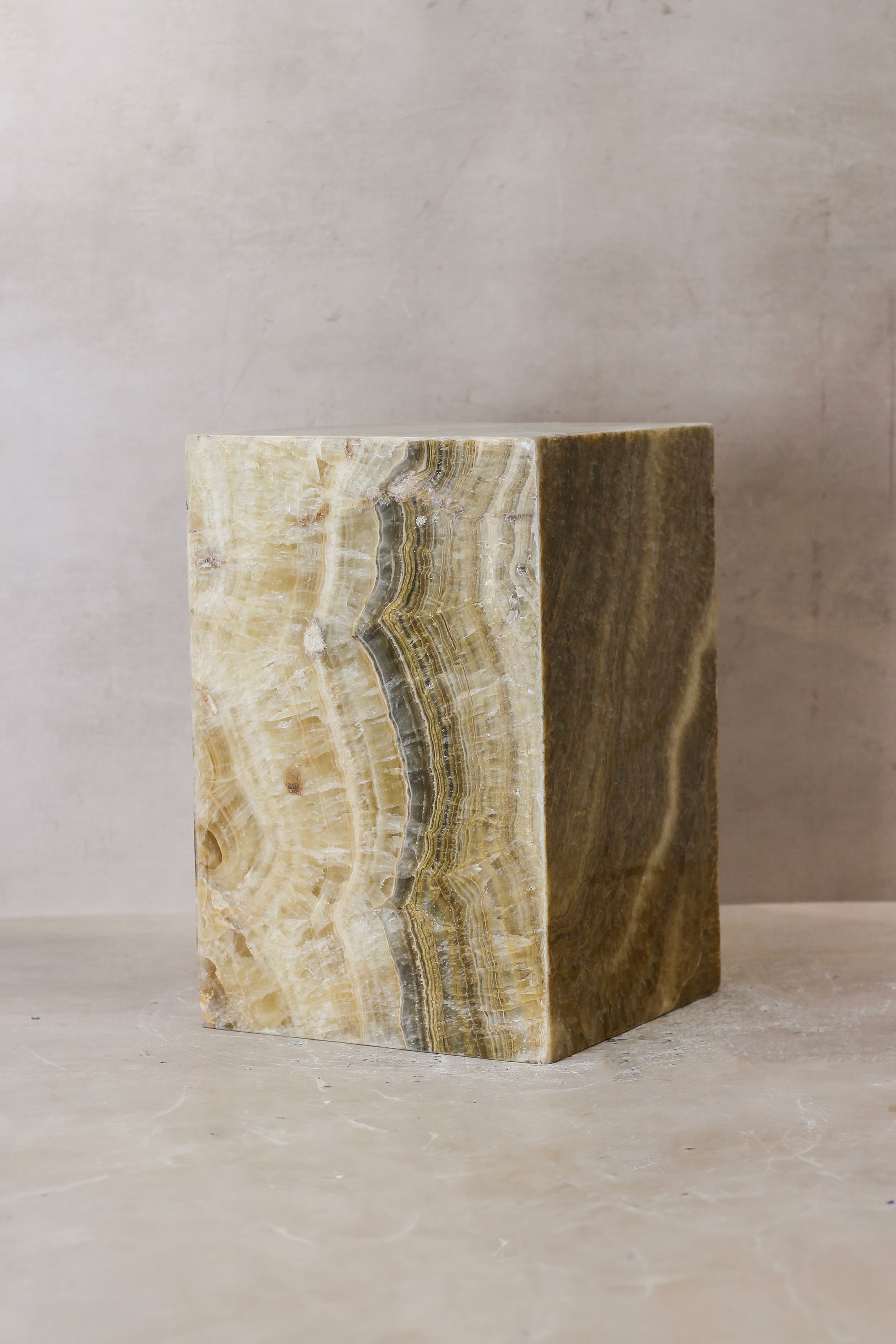 Onyx Side Table Pedestal - Hollow - No 13