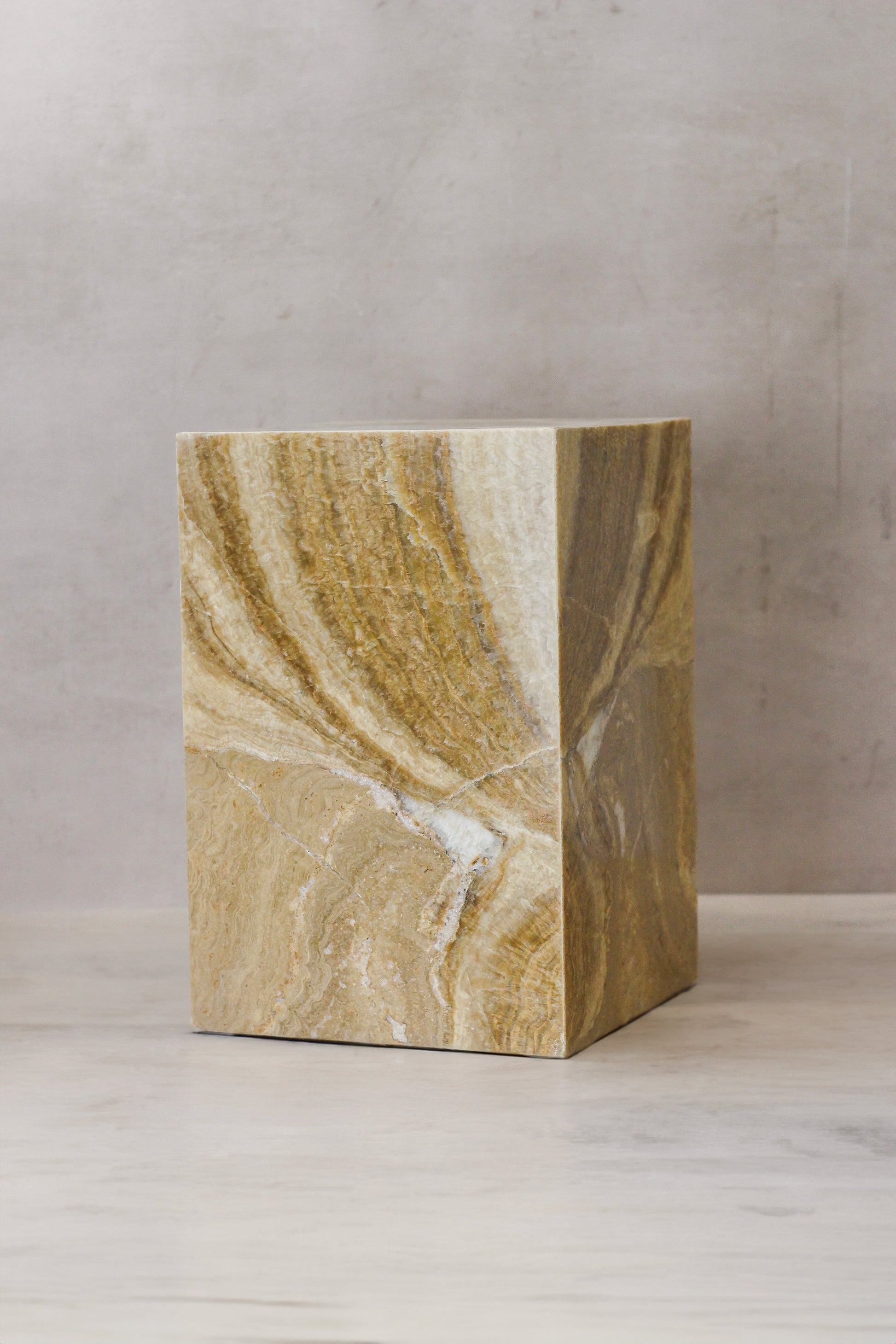 Onyx Side Table Pedestal - Hollow - No 15
