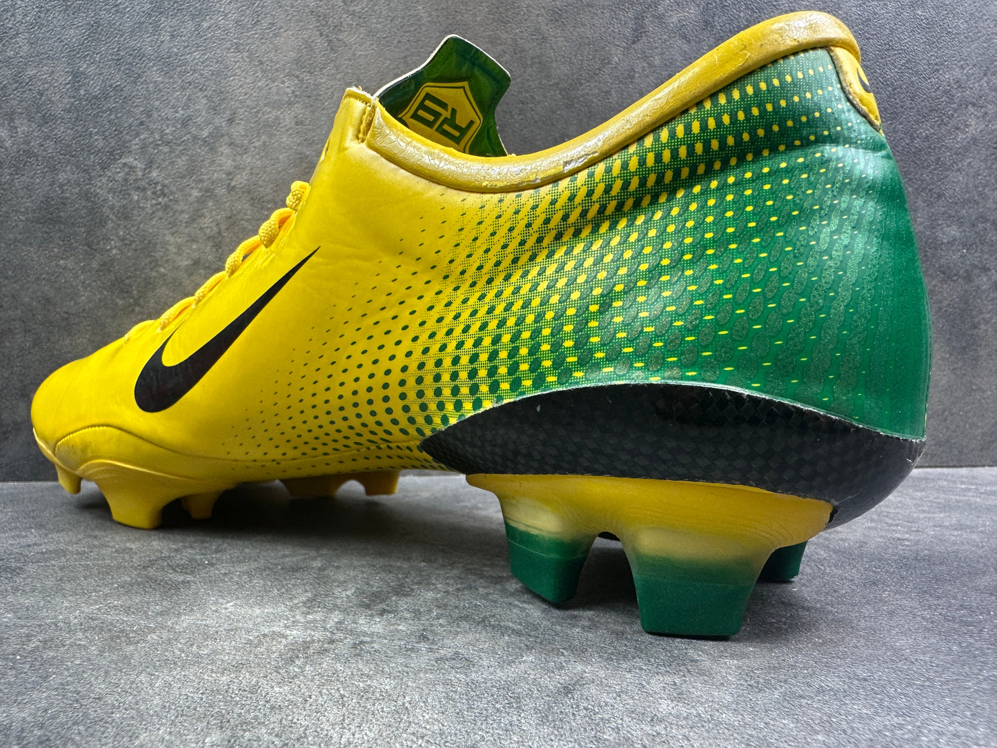 Nike Mercurial Vapor III R9 FG