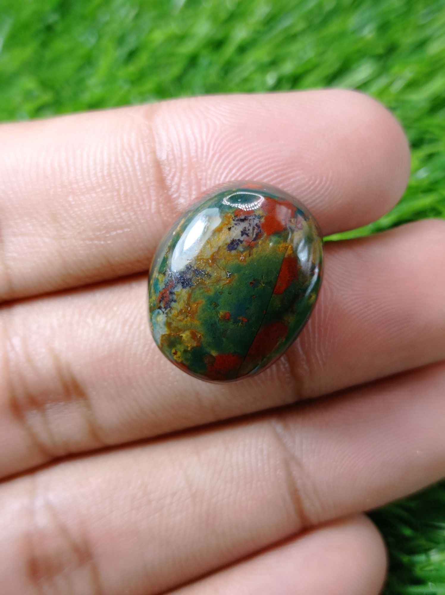 36.5ct Imperial Quality Blood Stone - Heliotrope - Hajr-ul-Dam -22x18mm