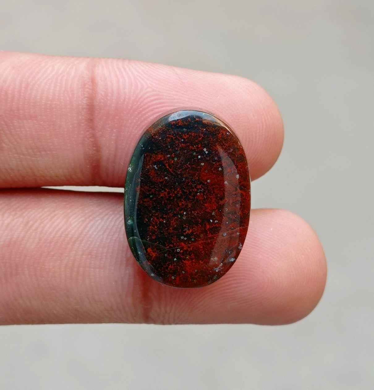 33.5ct High Quality Blood Stone - Heliotrope - Hajr-ul-Dam-25x18mm
