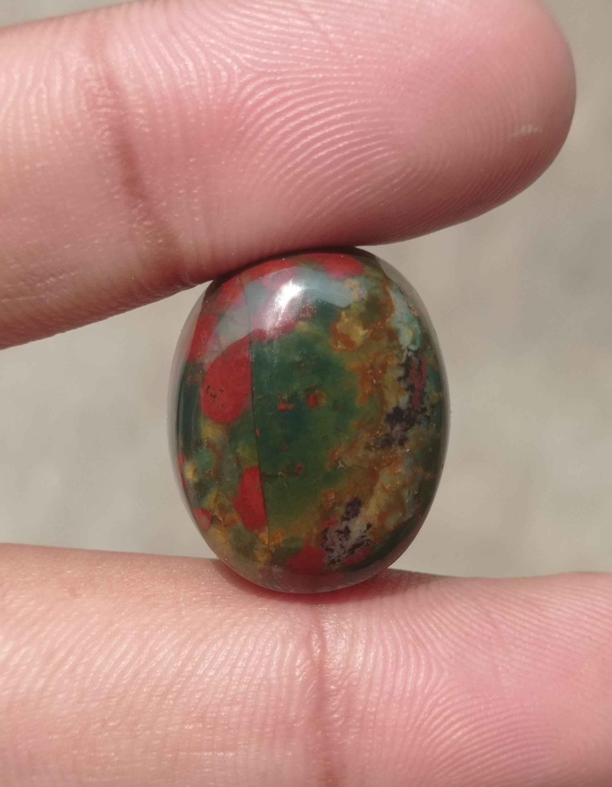 36.5ct Imperial Quality Blood Stone - Heliotrope - Hajr-ul-Dam -22x18mm