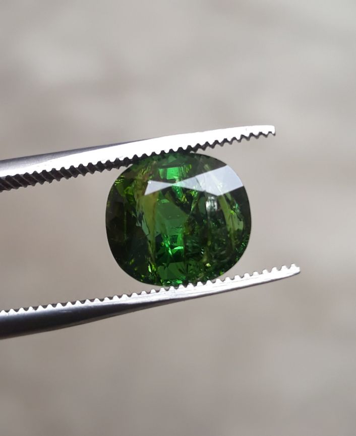 4.65ct Natural Verdelite Tourmaline Gemstone - Faceted Tourmaline - October Birthstone Tourmaline - 10x9x7mm
