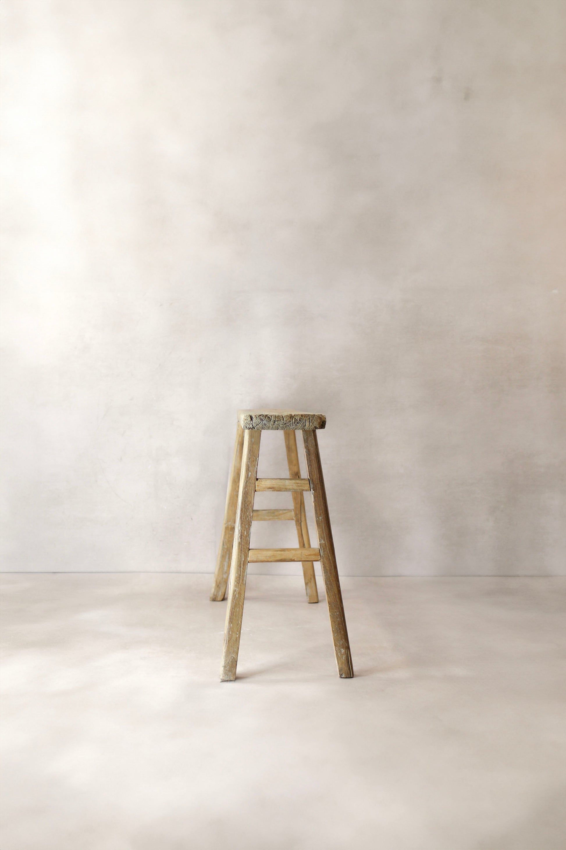 Antique Rustic Elm Skinny Bench 03