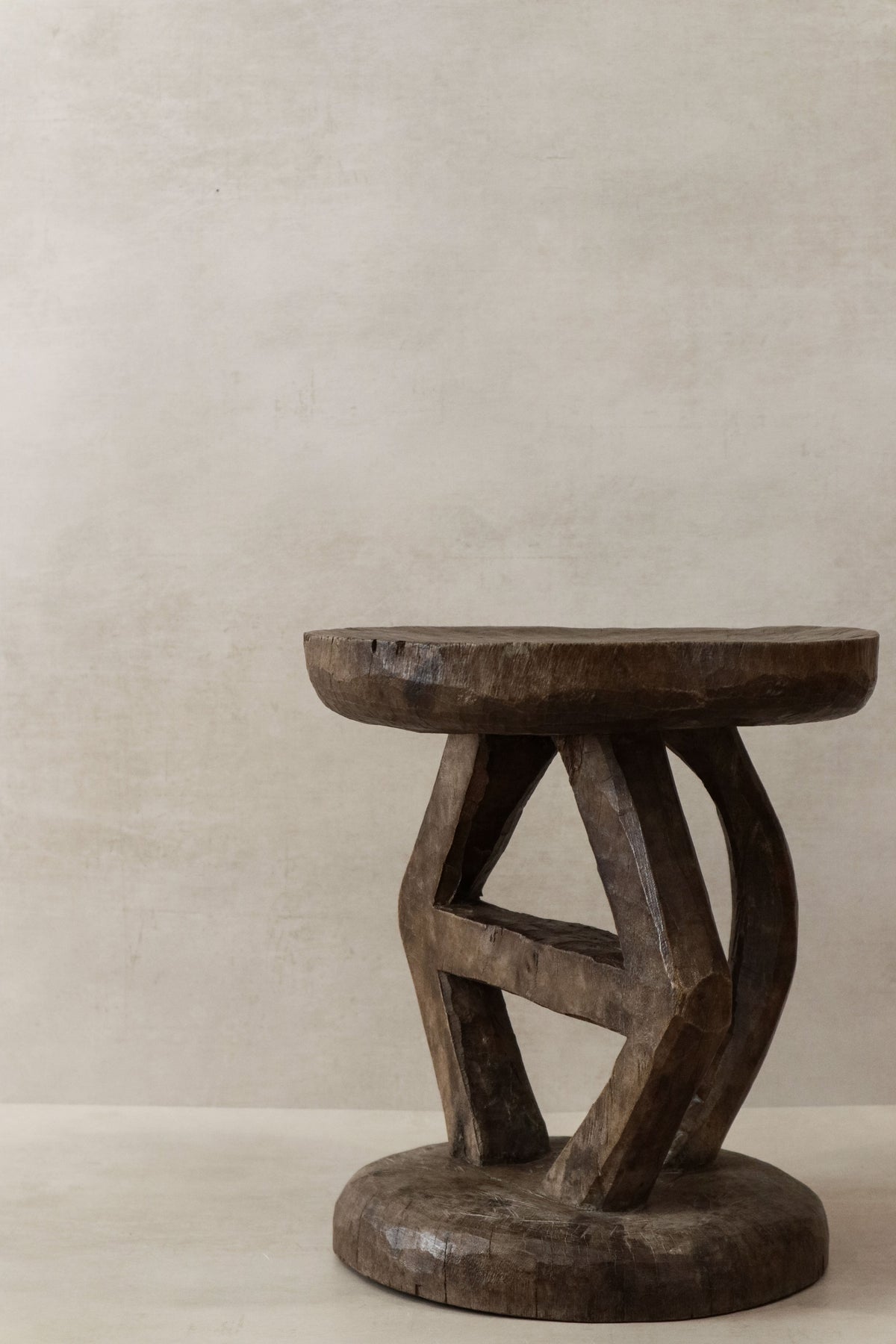 Tonga Stool - 22.2