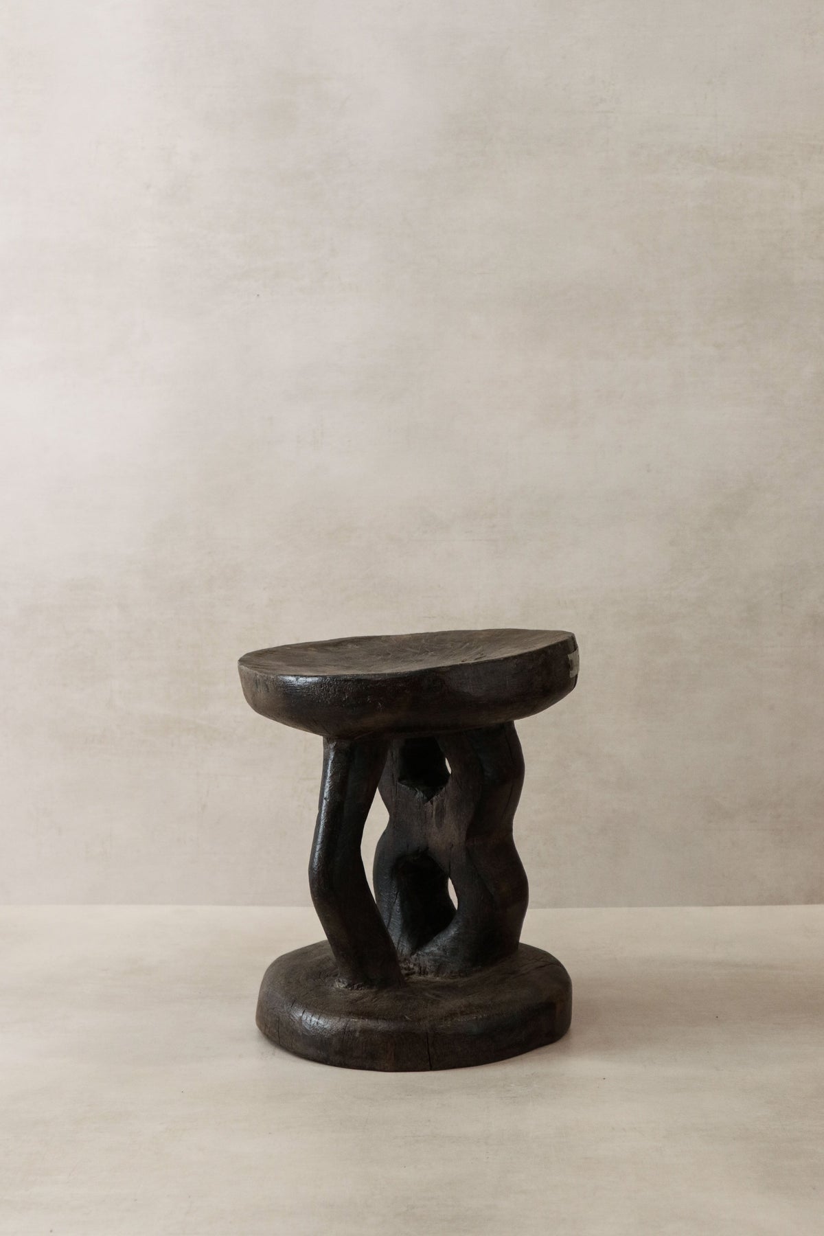 Tonga Stool - 33.1