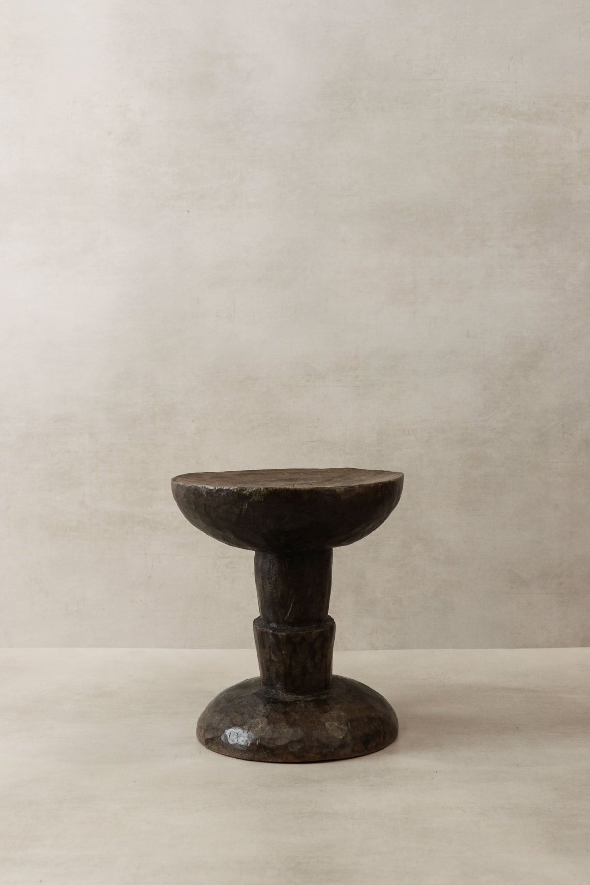Tonga Stool - 33.2
