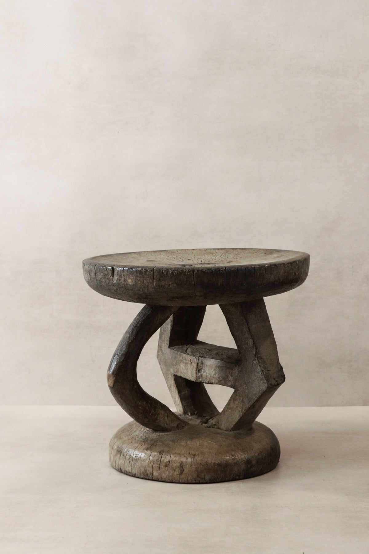 Tonga Stool - 37.2