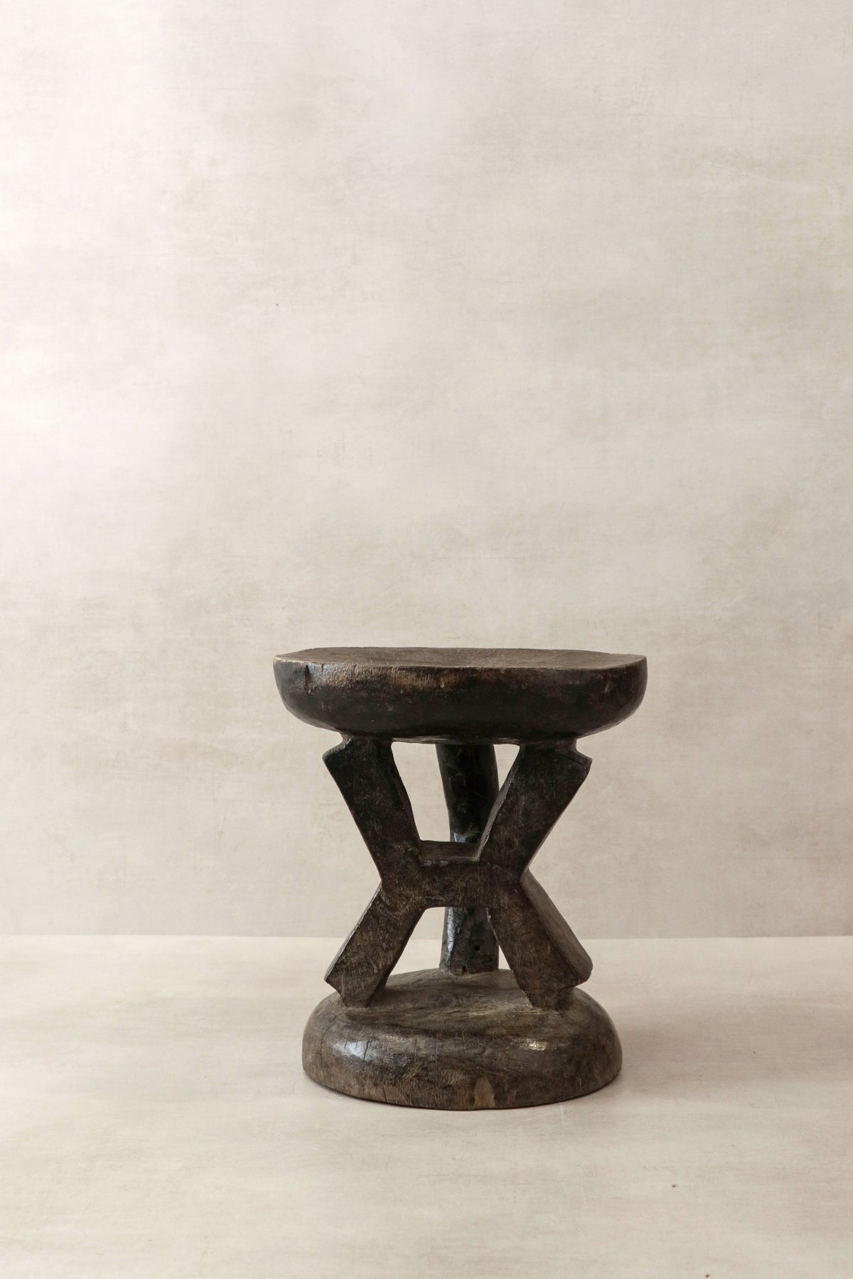 Tonga Stool - 101.1