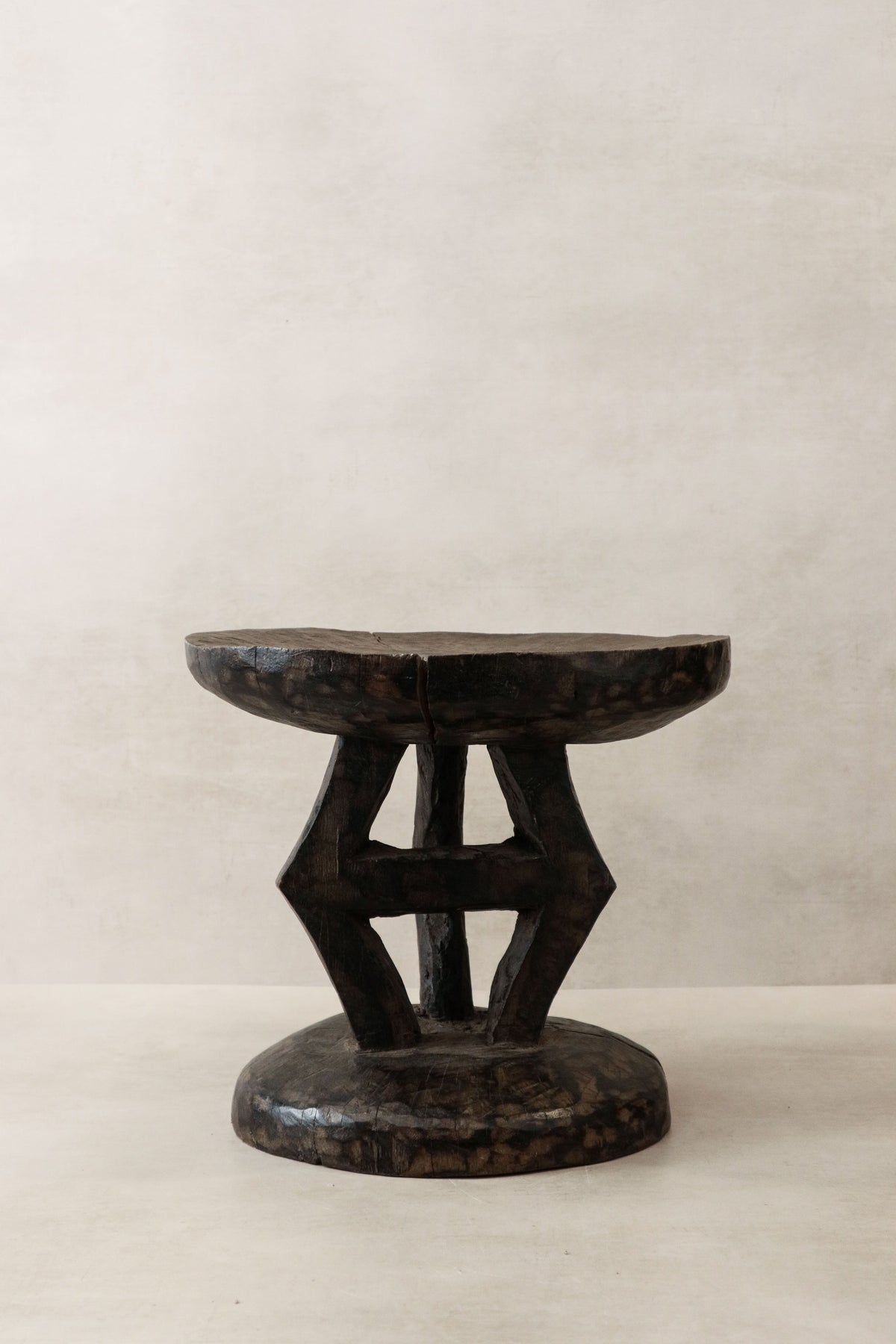 Tonga Stool - 37.4