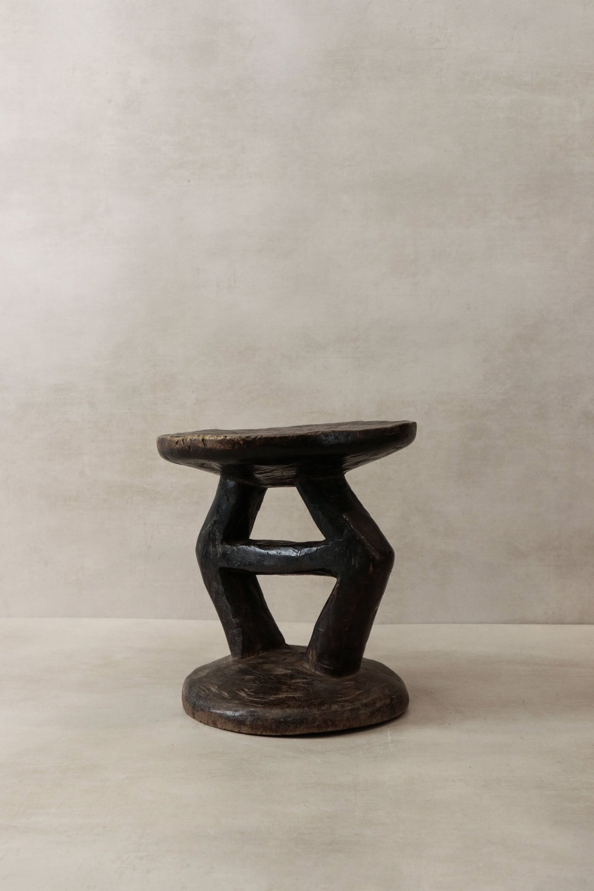 Tonga Stool - 22.1