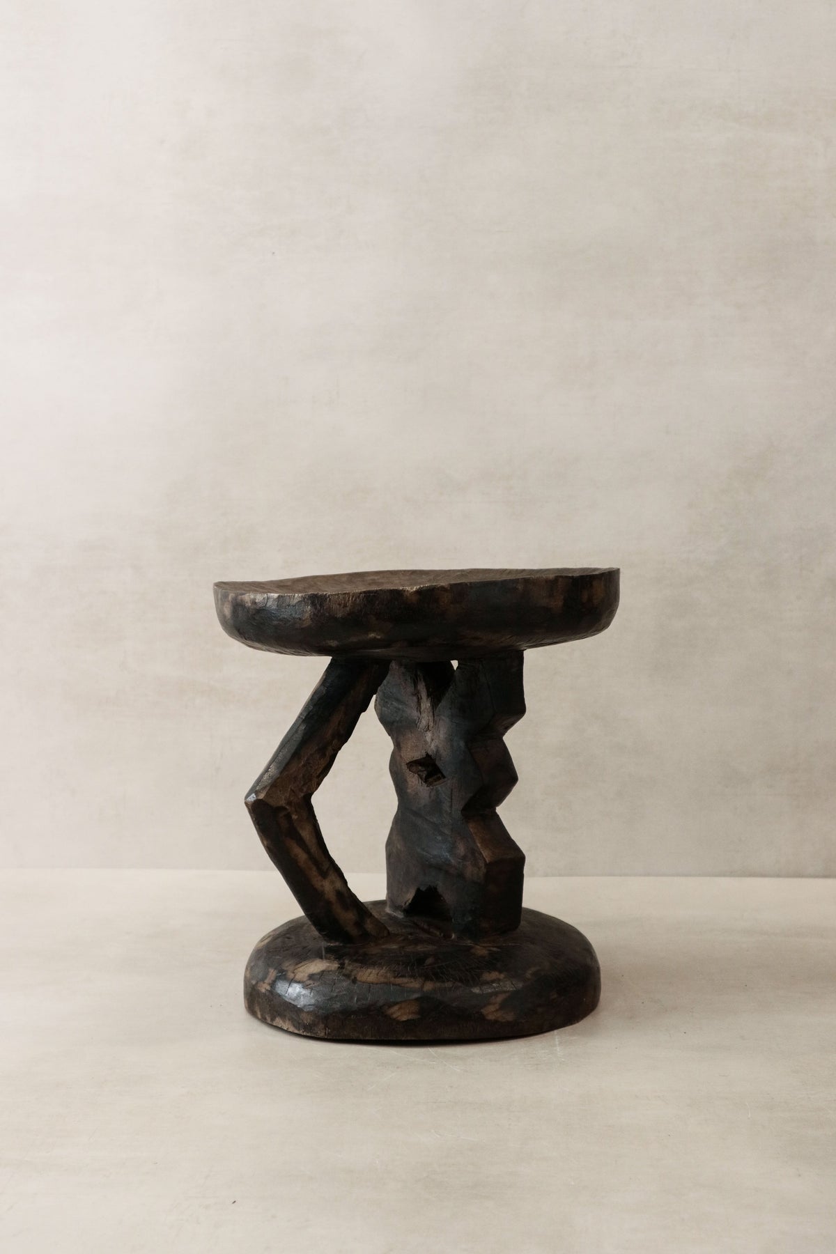 Tonga Stool - 22.3