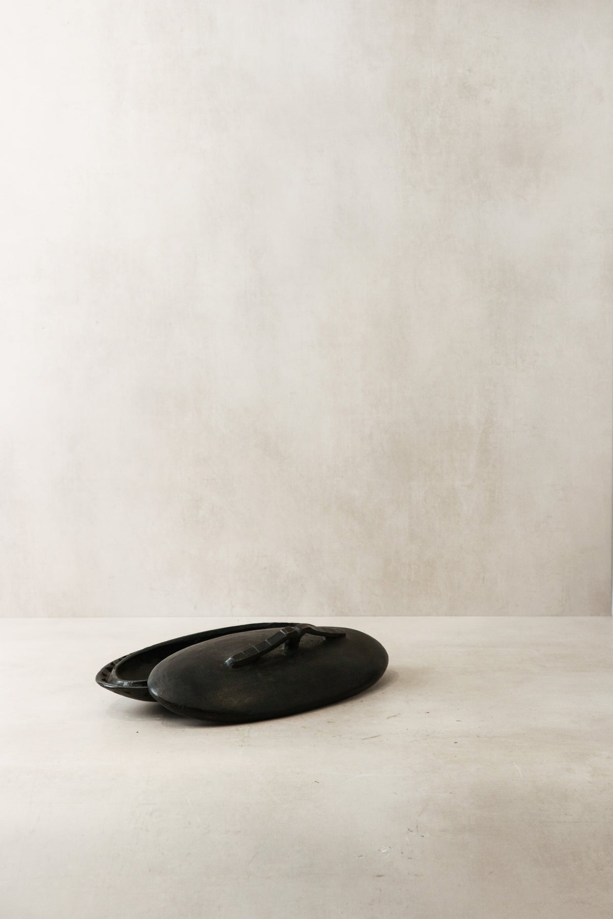 Lozi Bowl - Perforated Edge 21.6