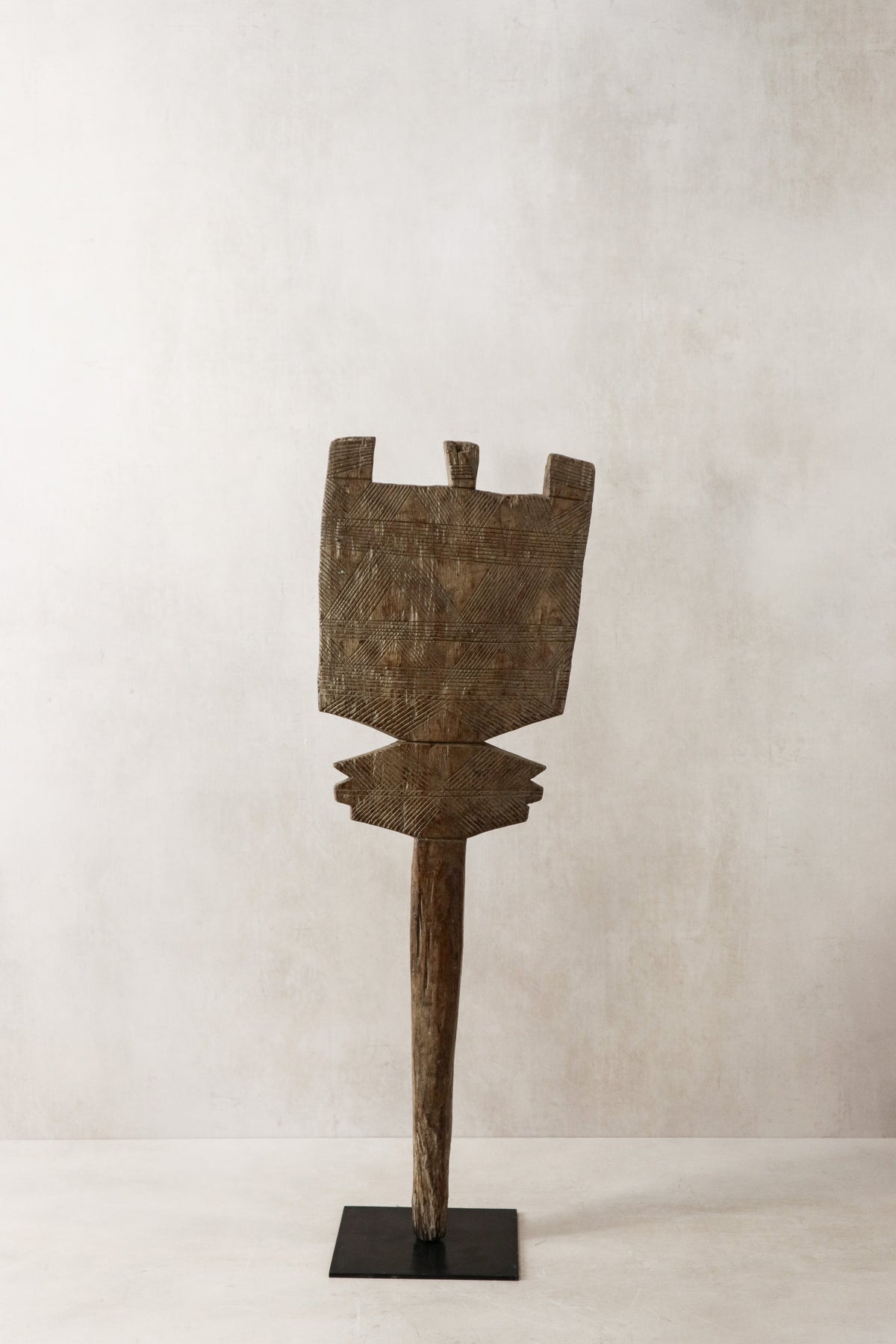 Tuareg tent peg sculpture - 71.1