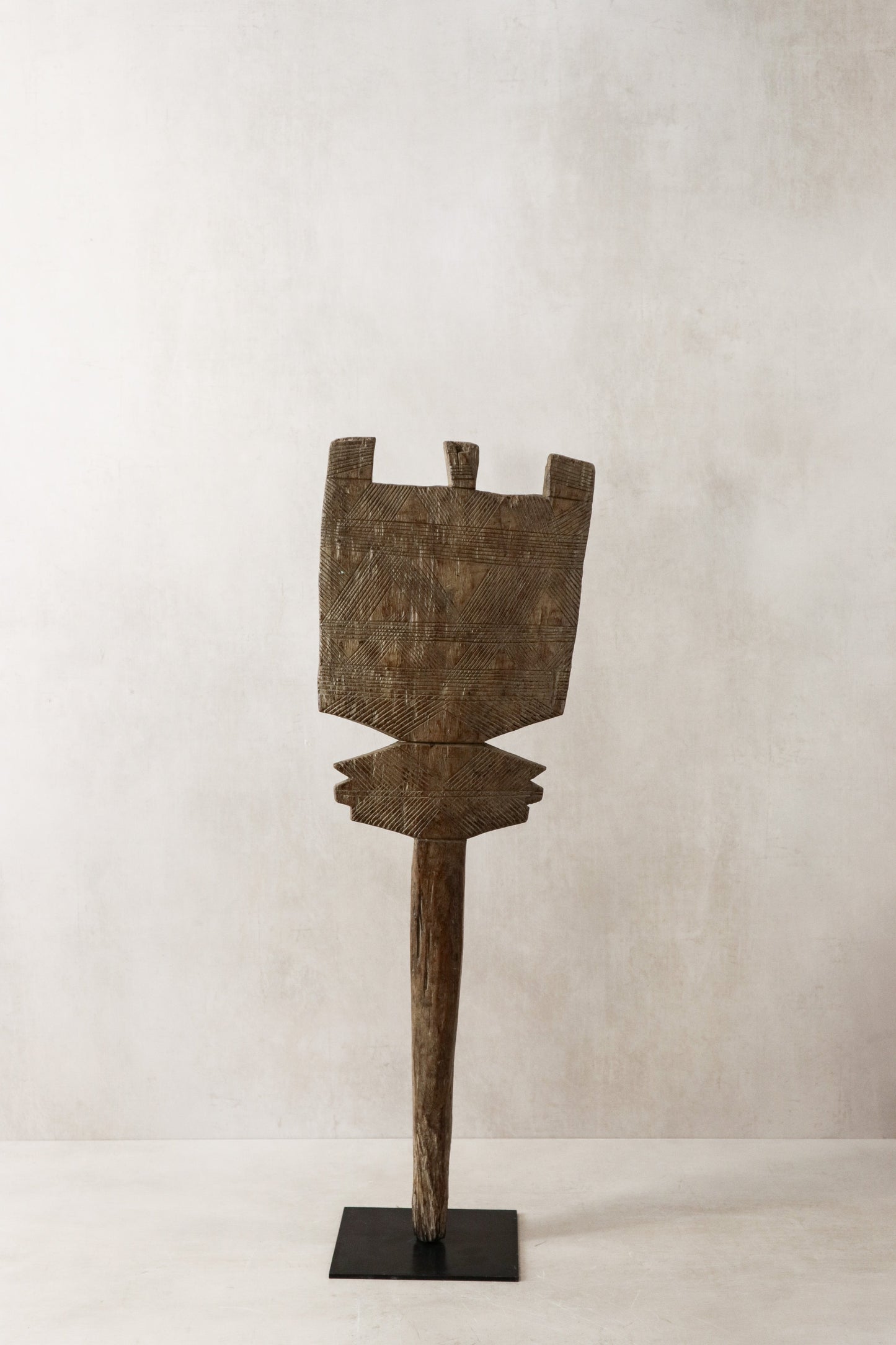 Tuareg tent peg sculpture - 71.1