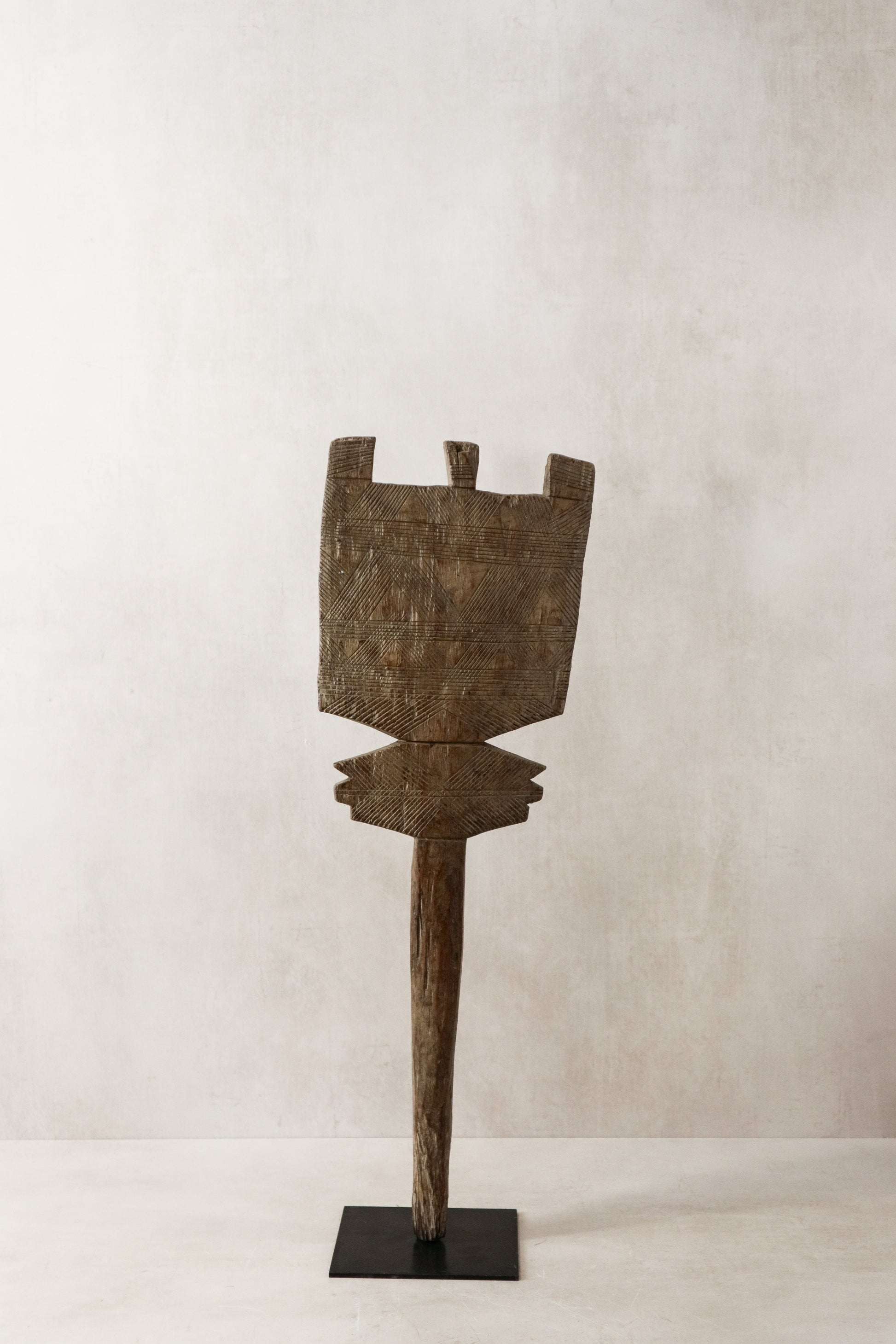 Tuareg tent peg sculpture - 71.1