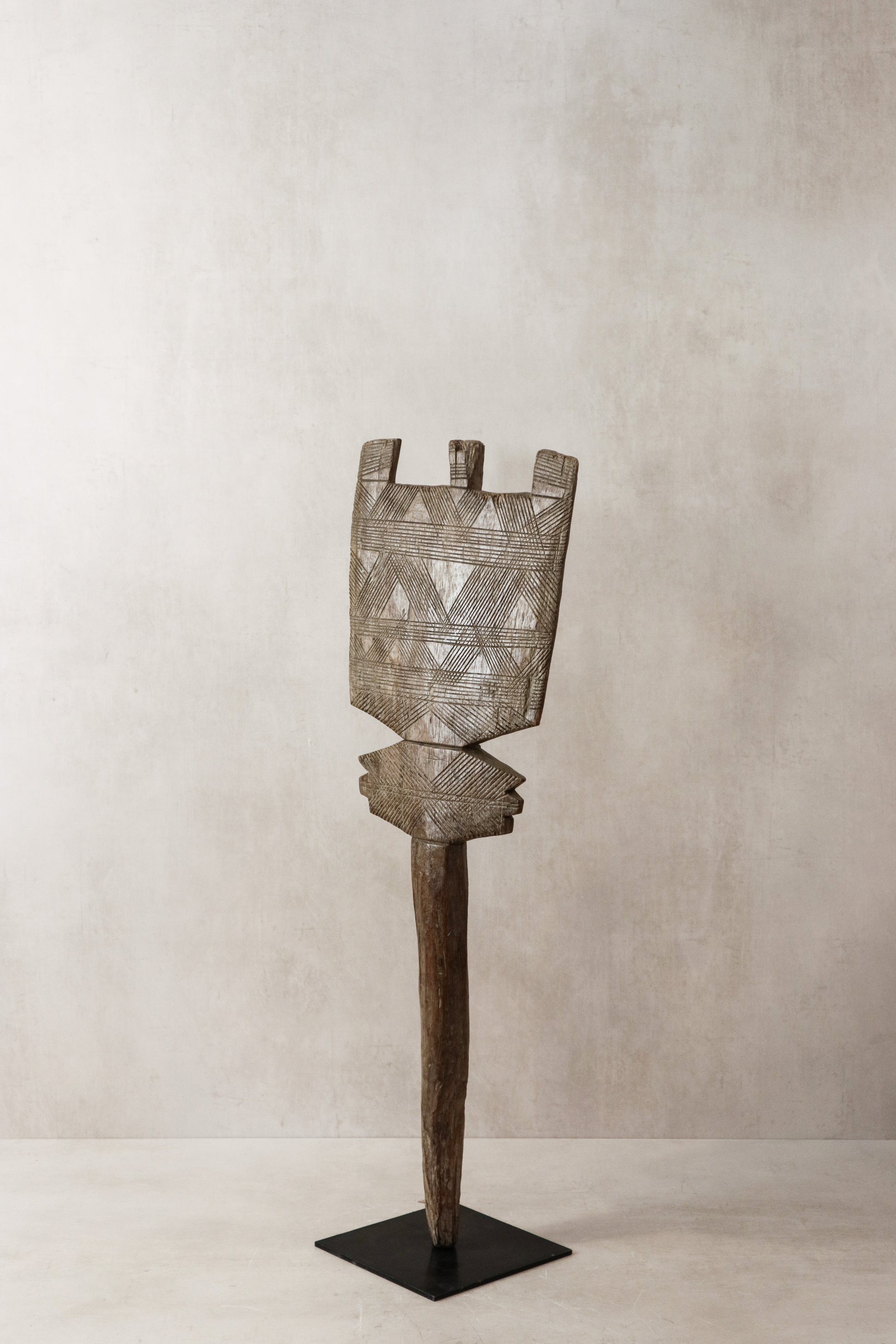 Tuareg tent peg sculpture - 71.1