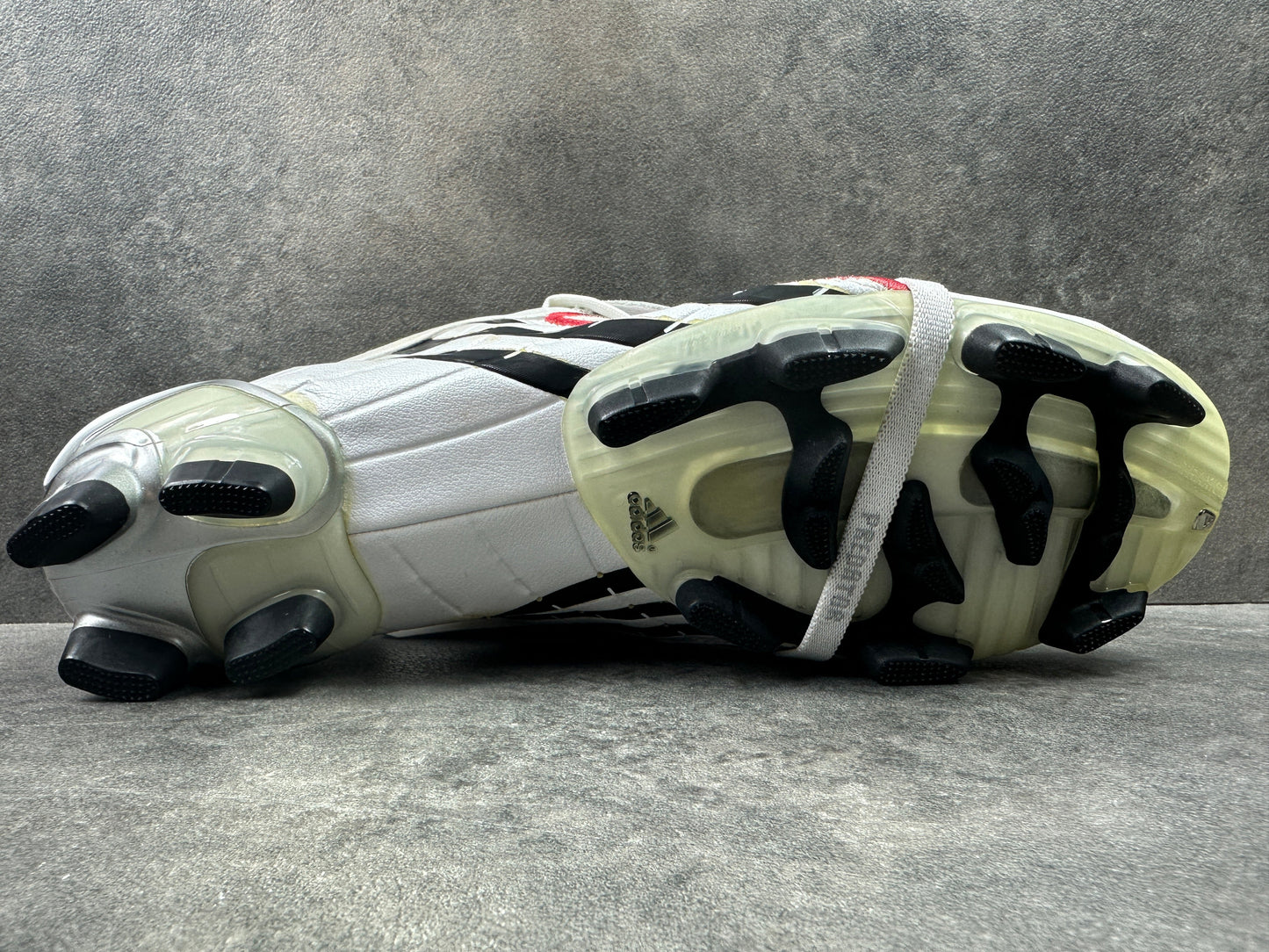 Adidas Predator Powerswerve HG