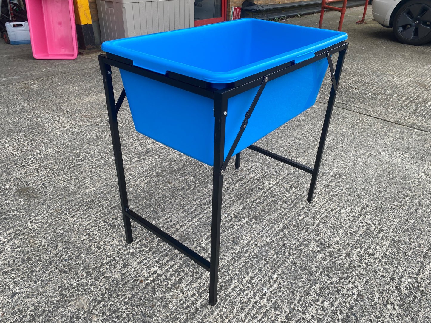 Blue Dog Bath with Drain Valve (Lime) and Stand