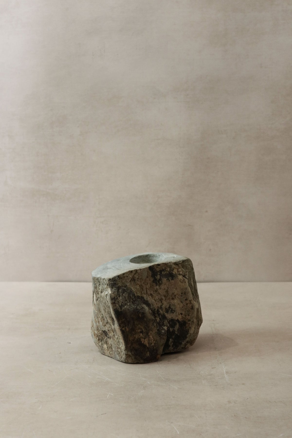 Natural Rough Edge Stone Candle holder - 98.1