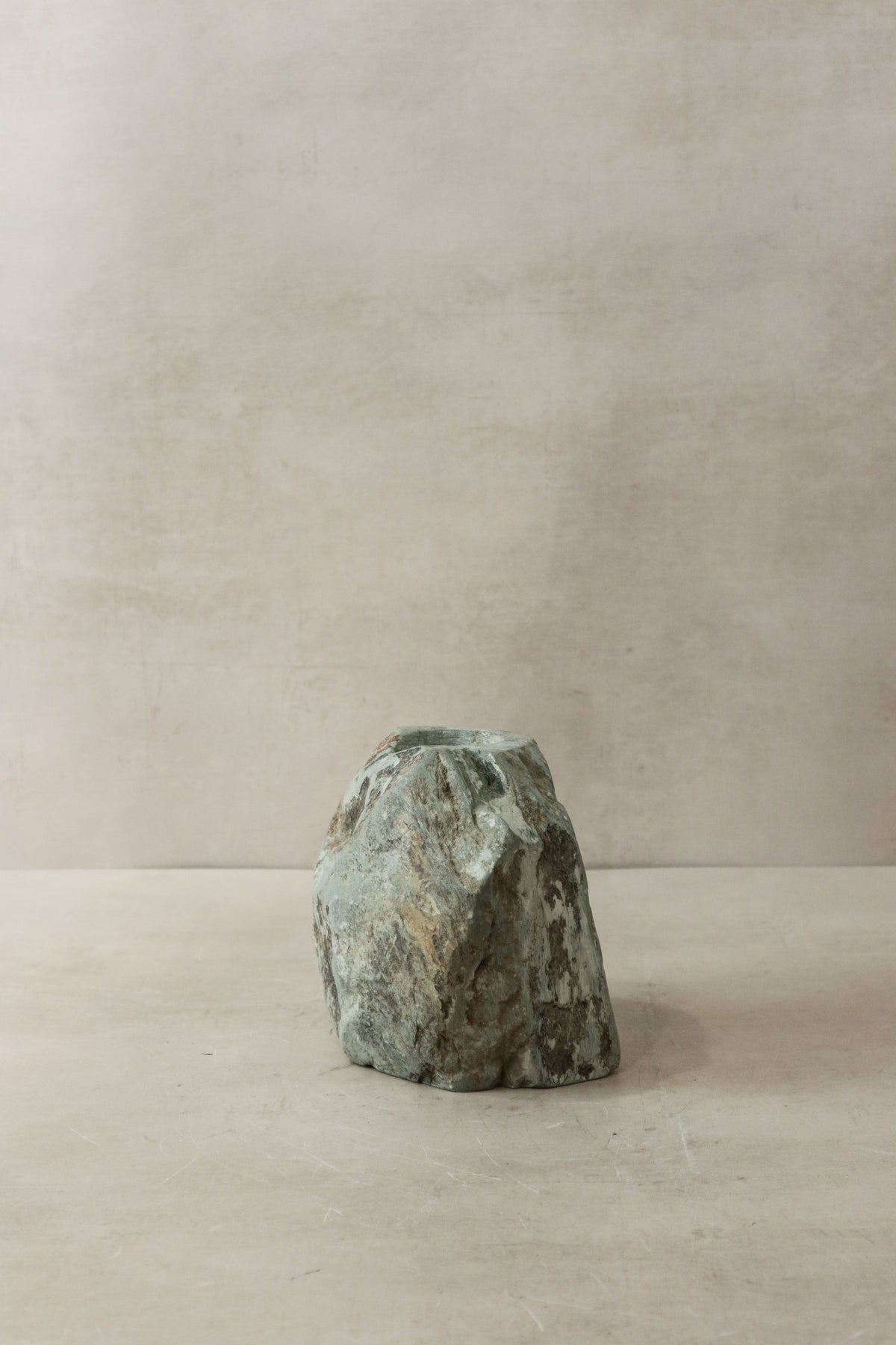 Natural Rough Edge Stone Candle Holder - 98.3