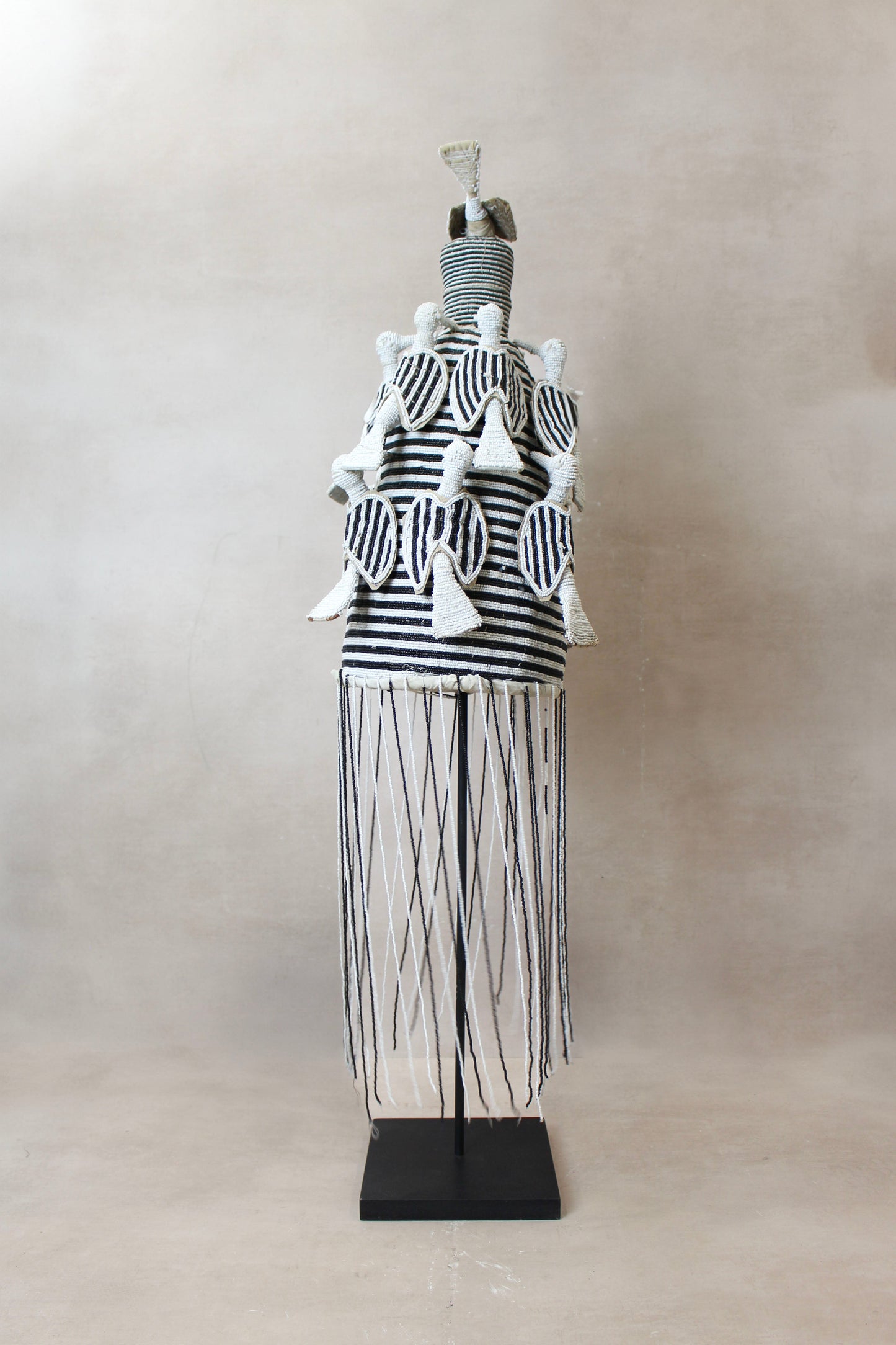 Yoruba Royal Crown Black & White - 15.2