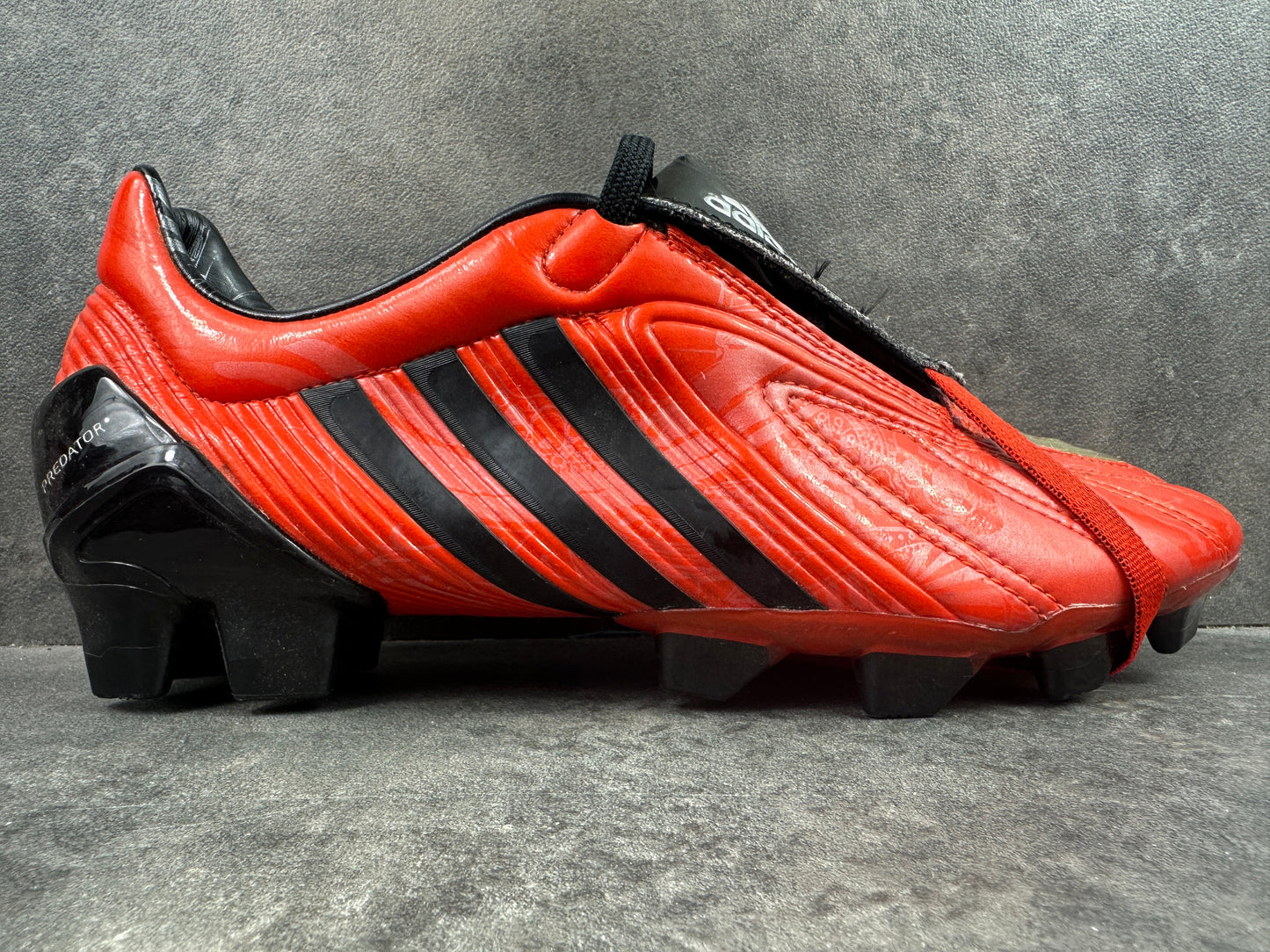 Adidas Predator Powerswerve FG