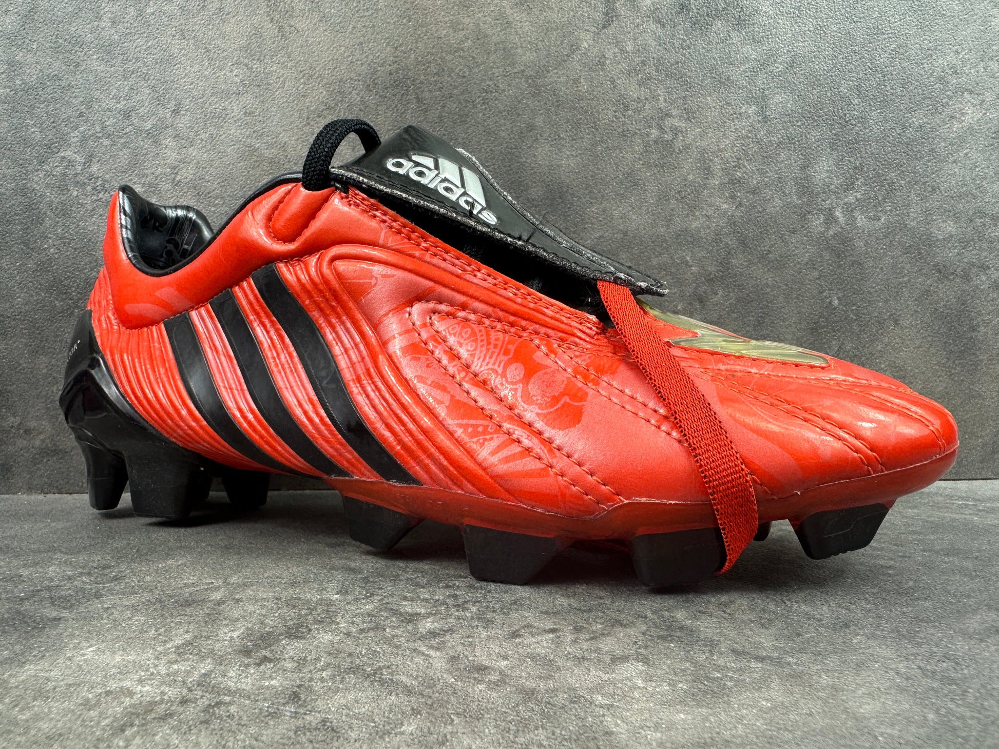Adidas Predator Powerswerve FG