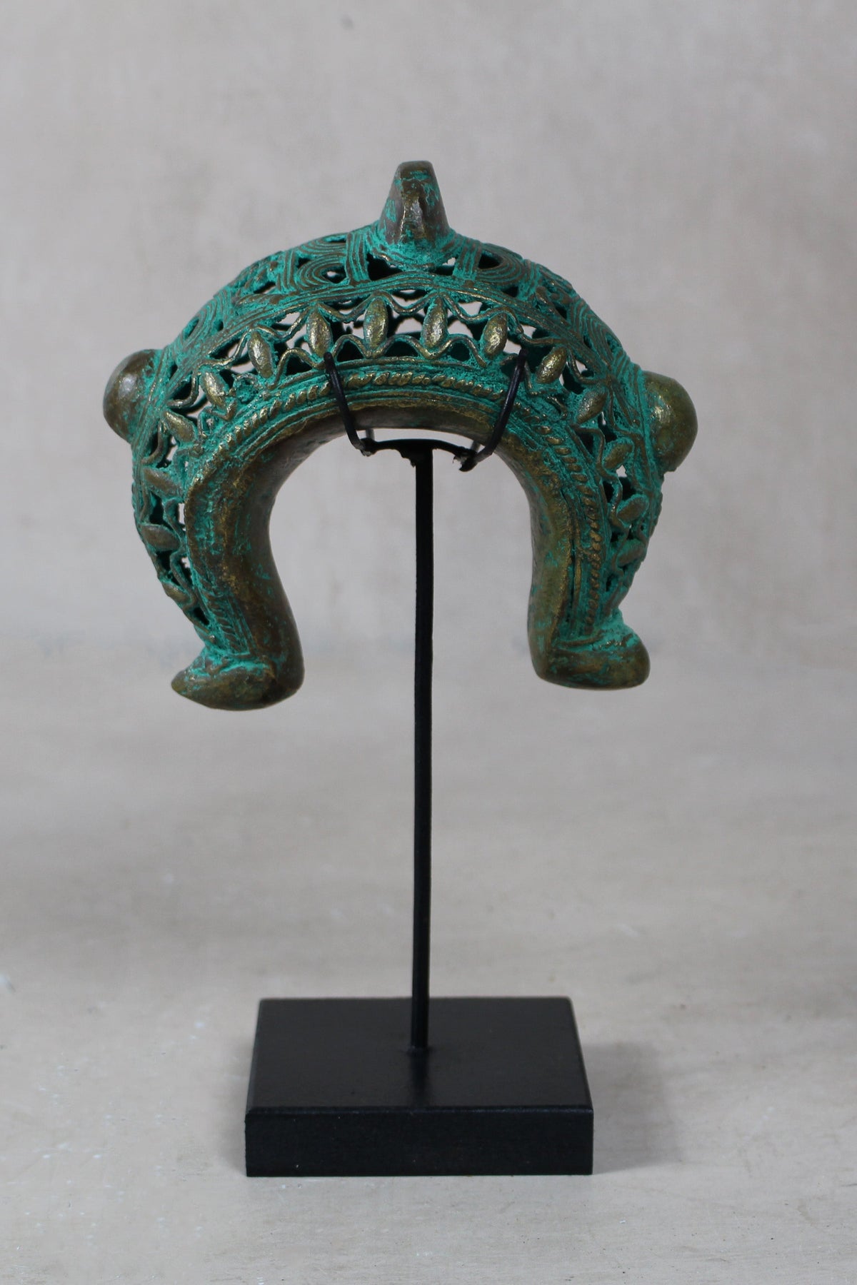 Benin Bronze Bangle - 207.3