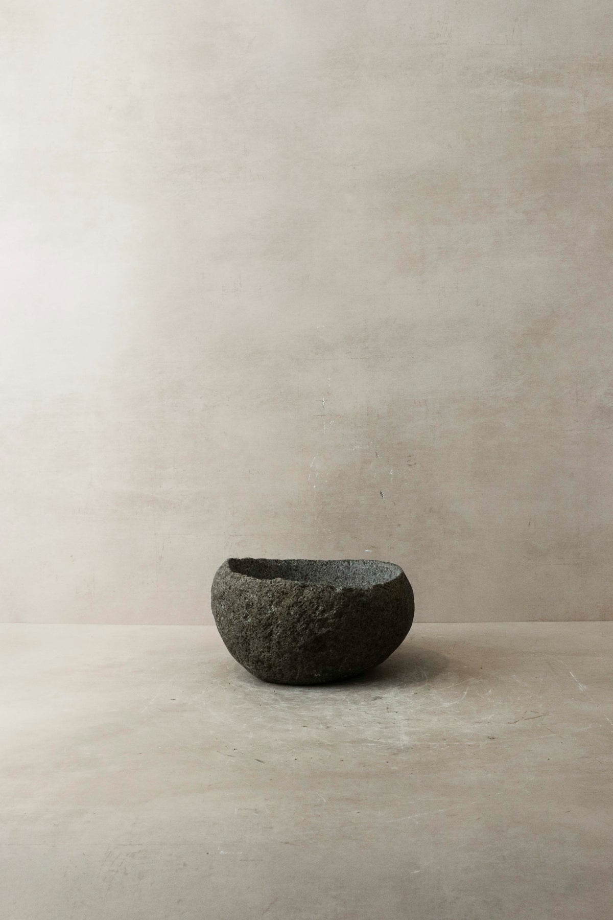 Indo Stone Planter Pot No3