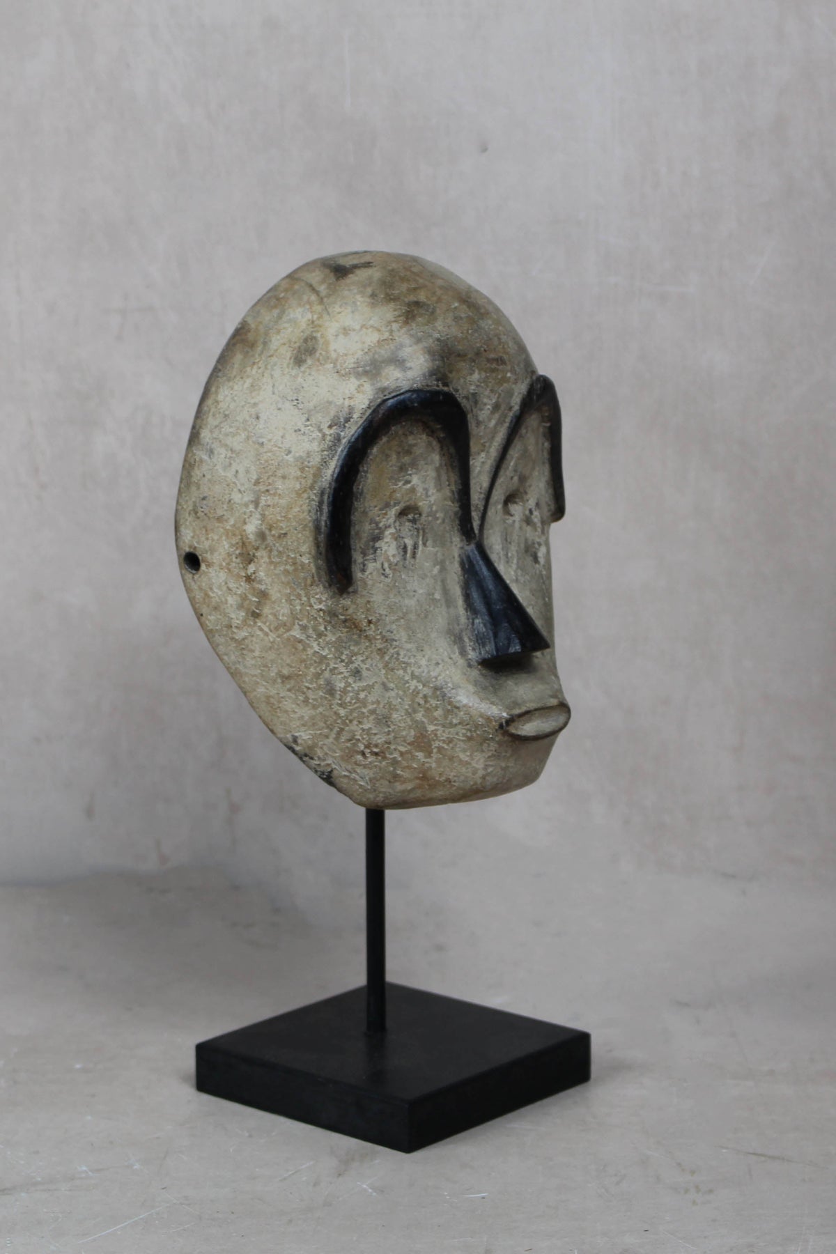 Hand Carved Fang African mask small - 204.1