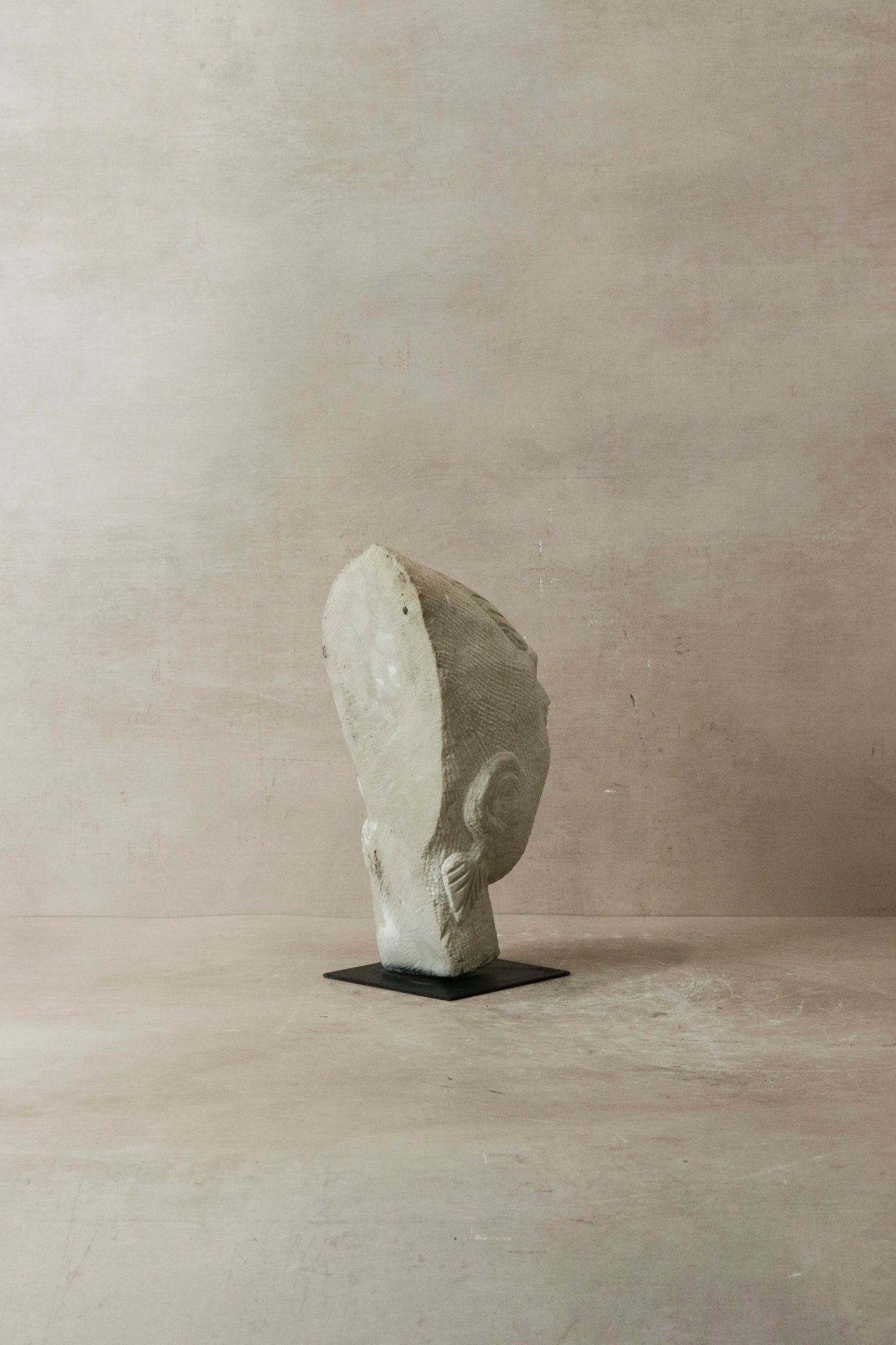 Stone head sculpture by Rizimu Chiwawa, Zimbabwe - 31.07