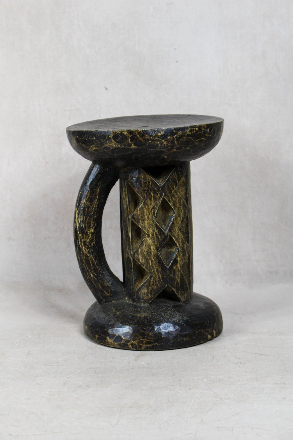 Tonga Stool - 172.18