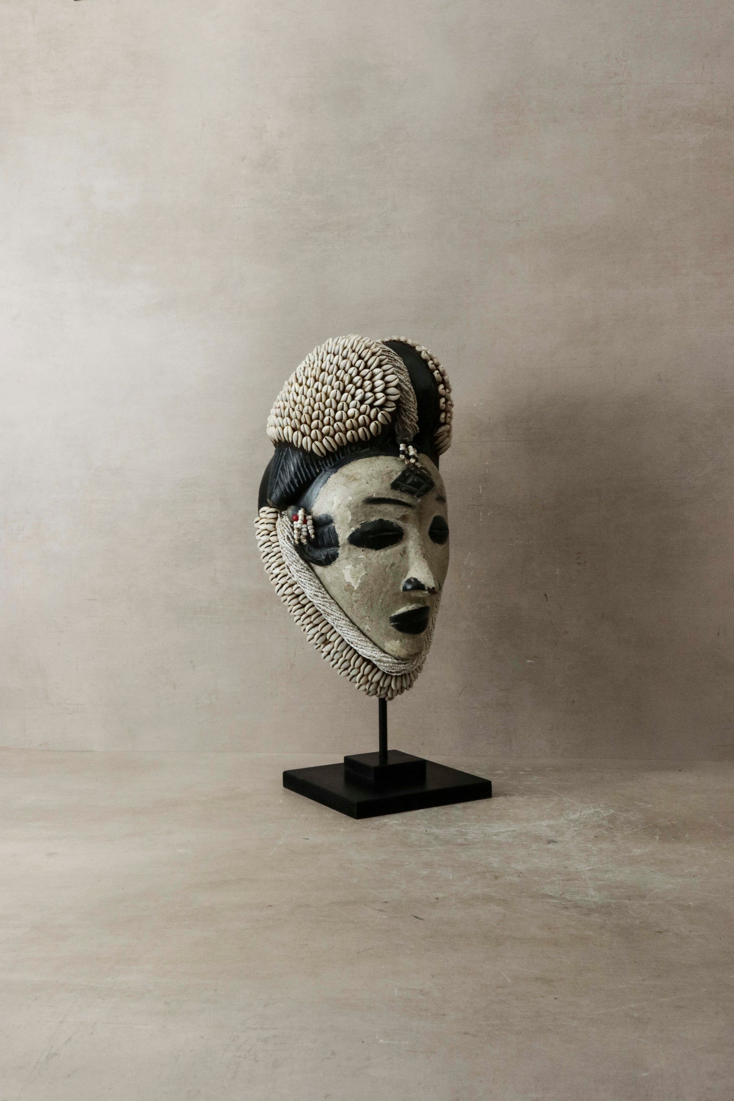 Beaded Punu Mask, Gabon - 6.2