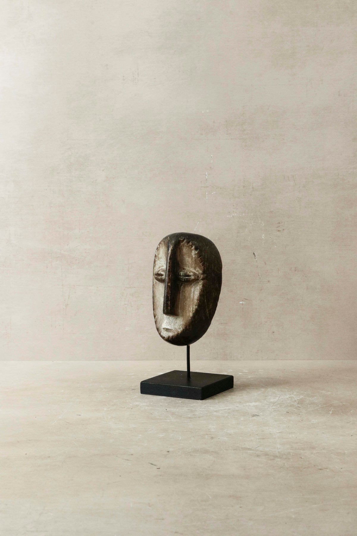Hand carved African mask small - 60.35
