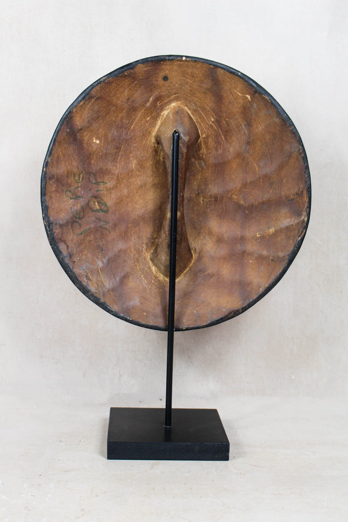 Cameroon Shield Round - 160.9