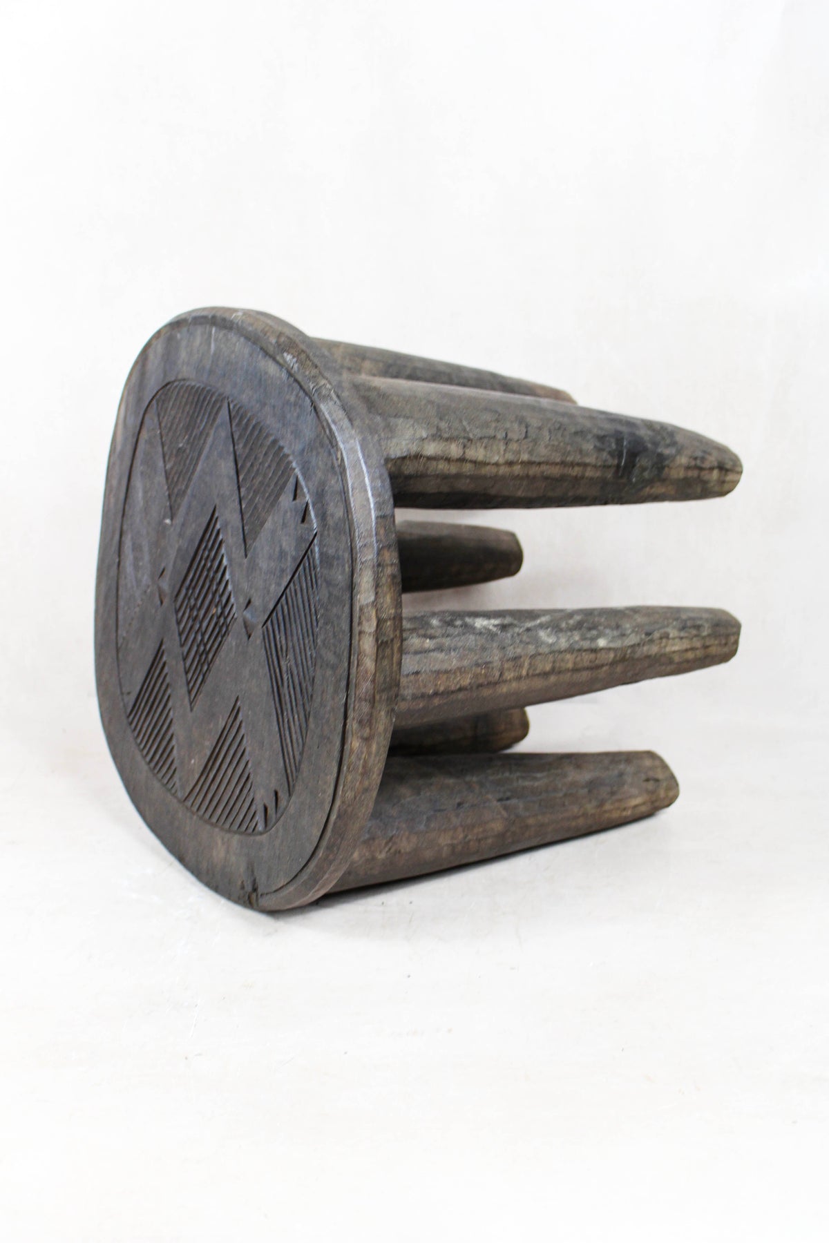 Nupe Table/Stool- 40.13