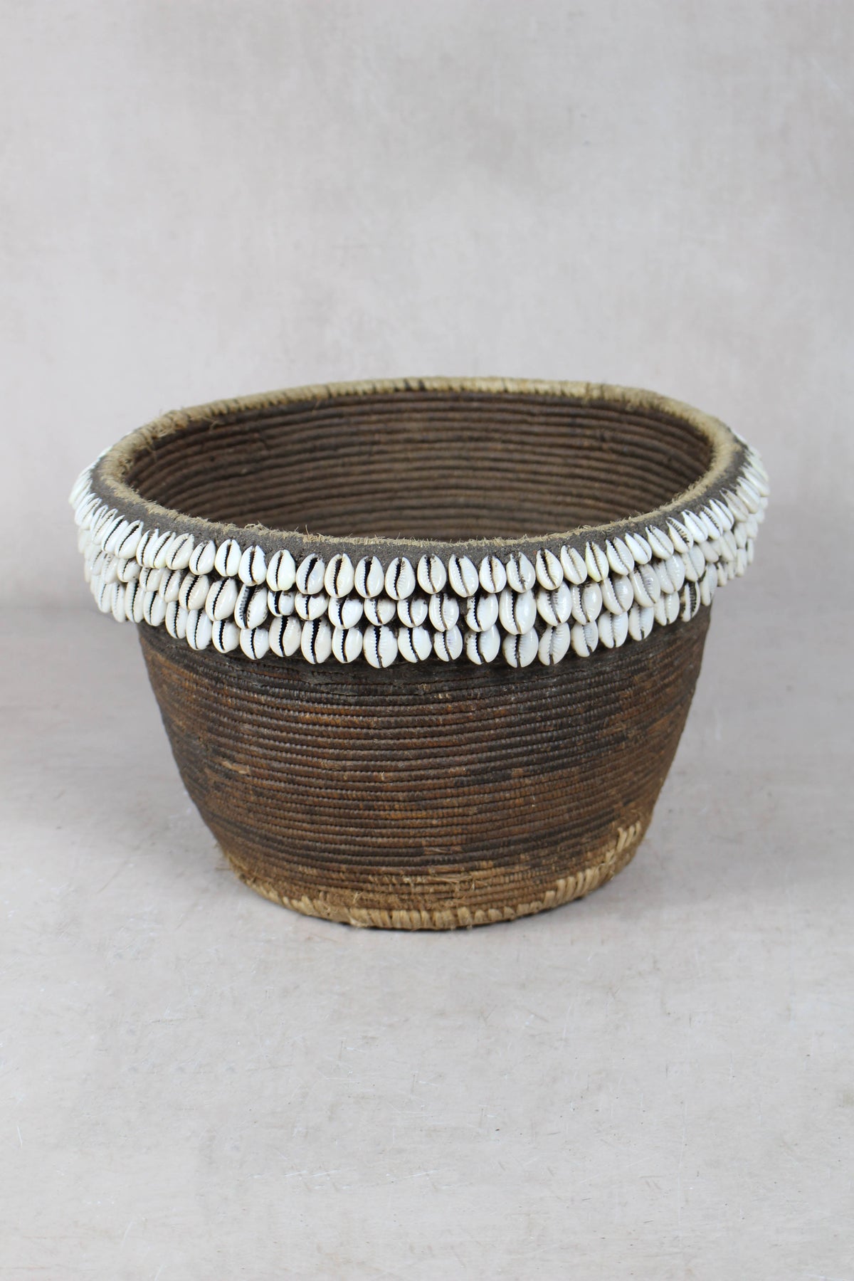 Vintage Tutsi Basket - Rwanda - with Cowrie shells - 106.15