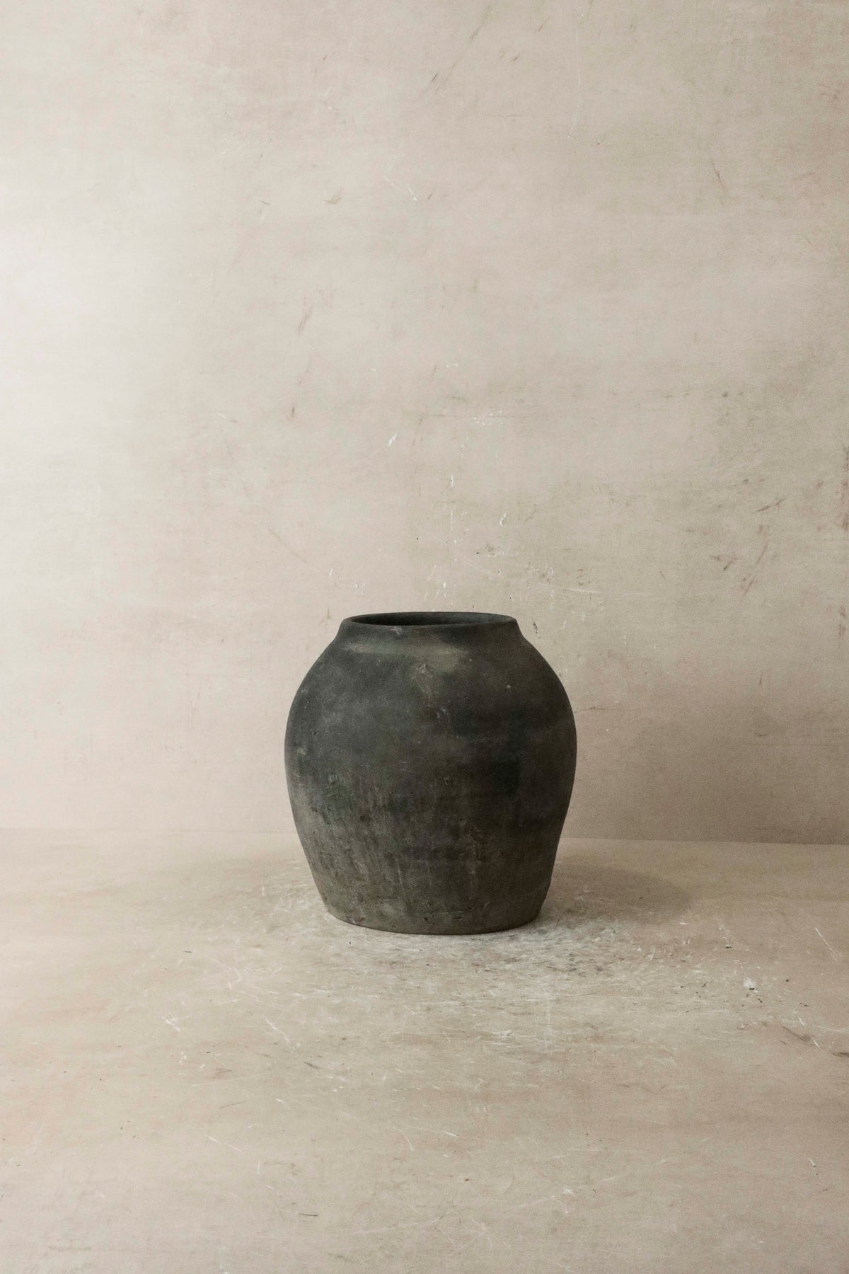 Vintage Dark Pot n° 42